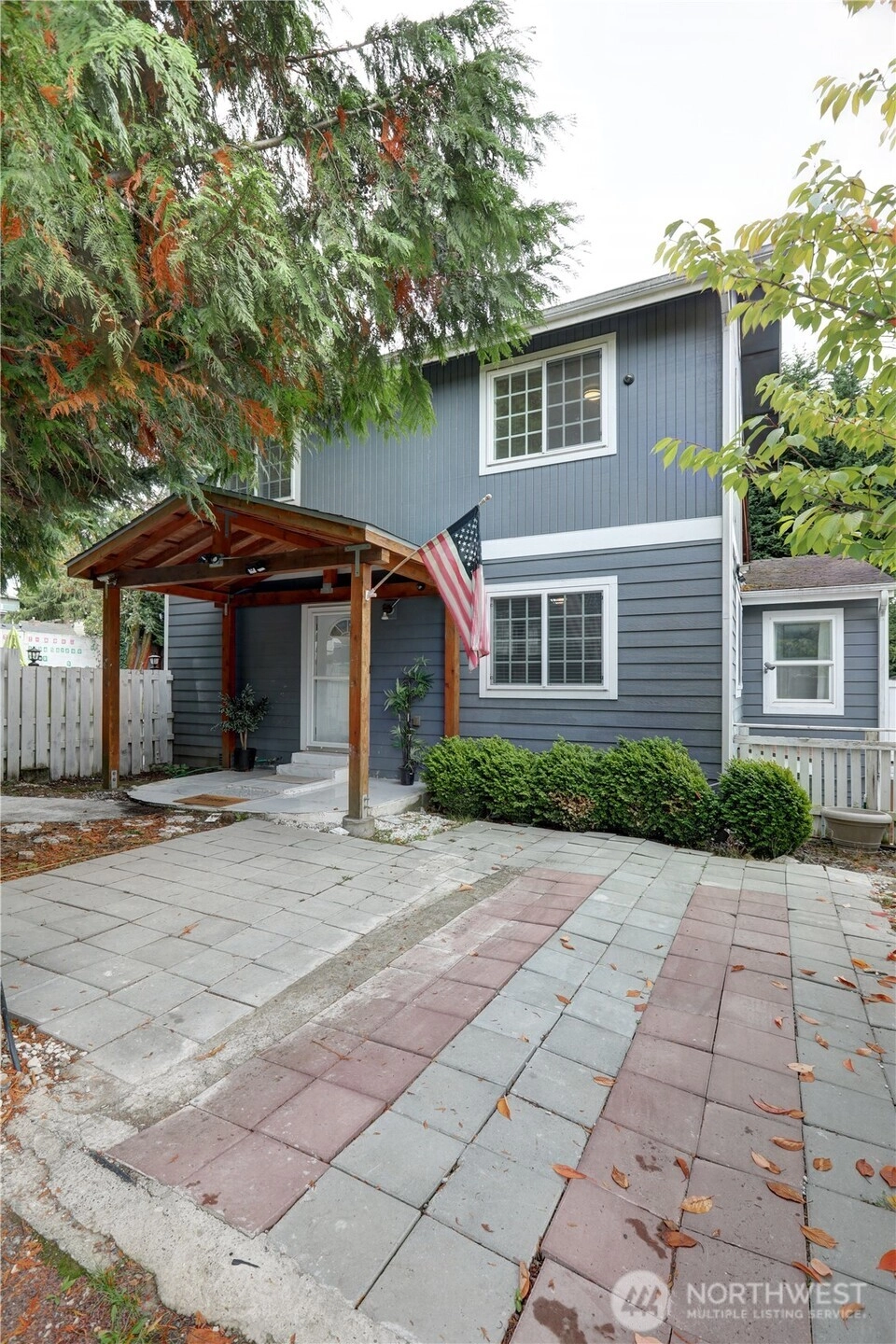 20705 13th Ave S SeaTac WA 98198