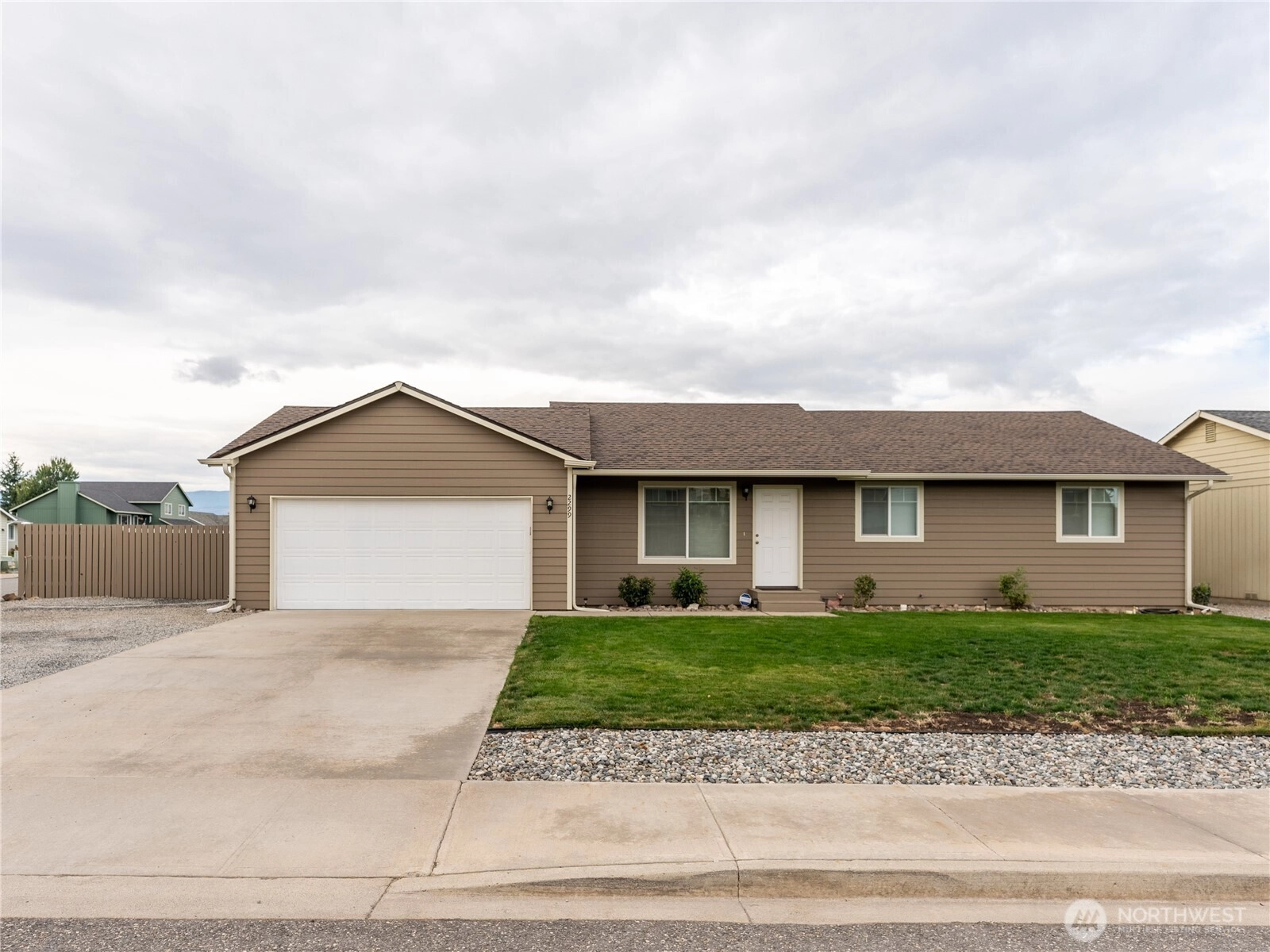 2299 Fancher Field Rd East Wenatchee WA 98802