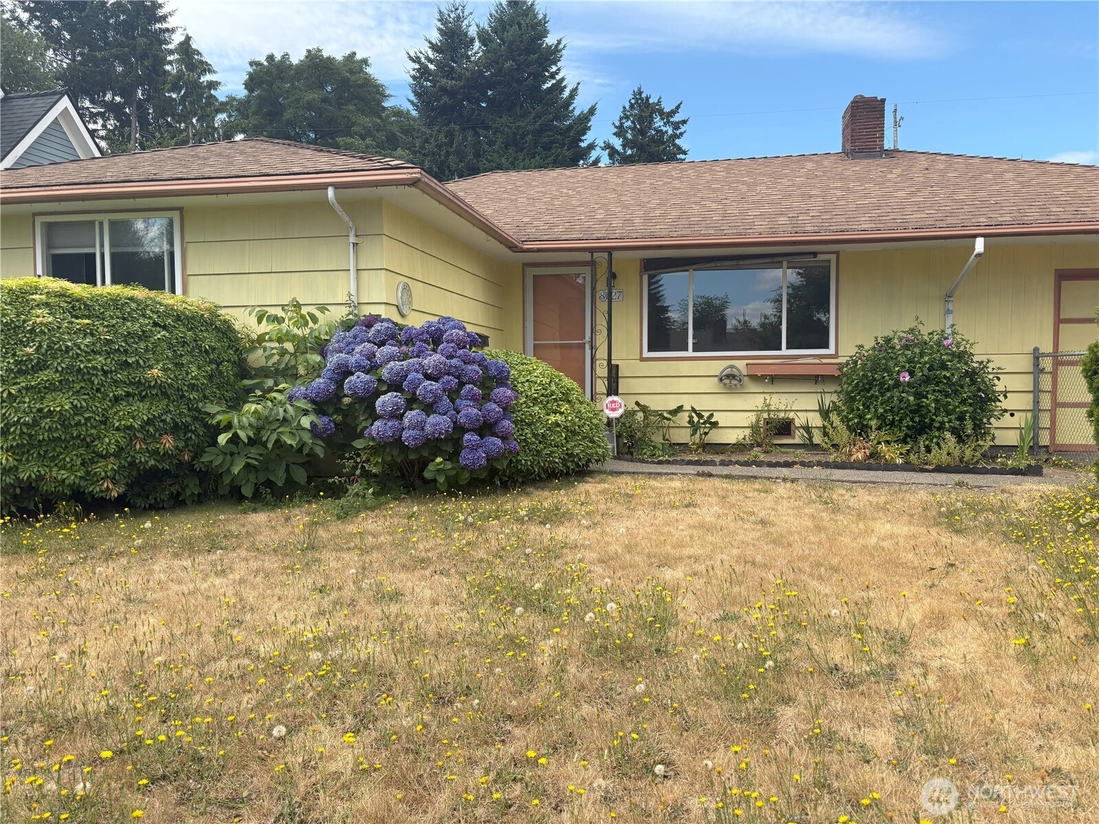 8637 31 Ave SW Unit  Seattle WA 98126