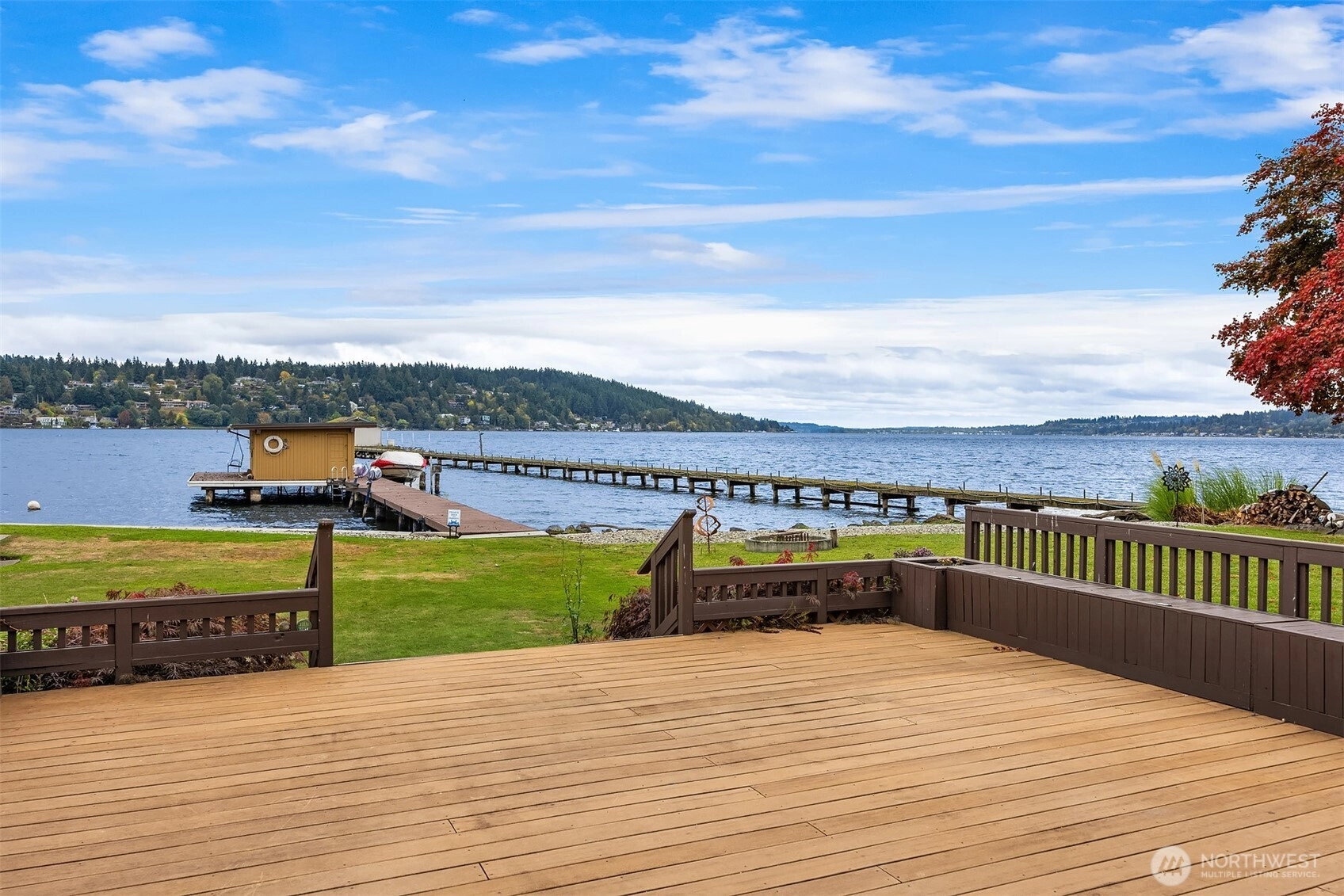 4728 NE 172nd St Lake Forest Park WA 98155