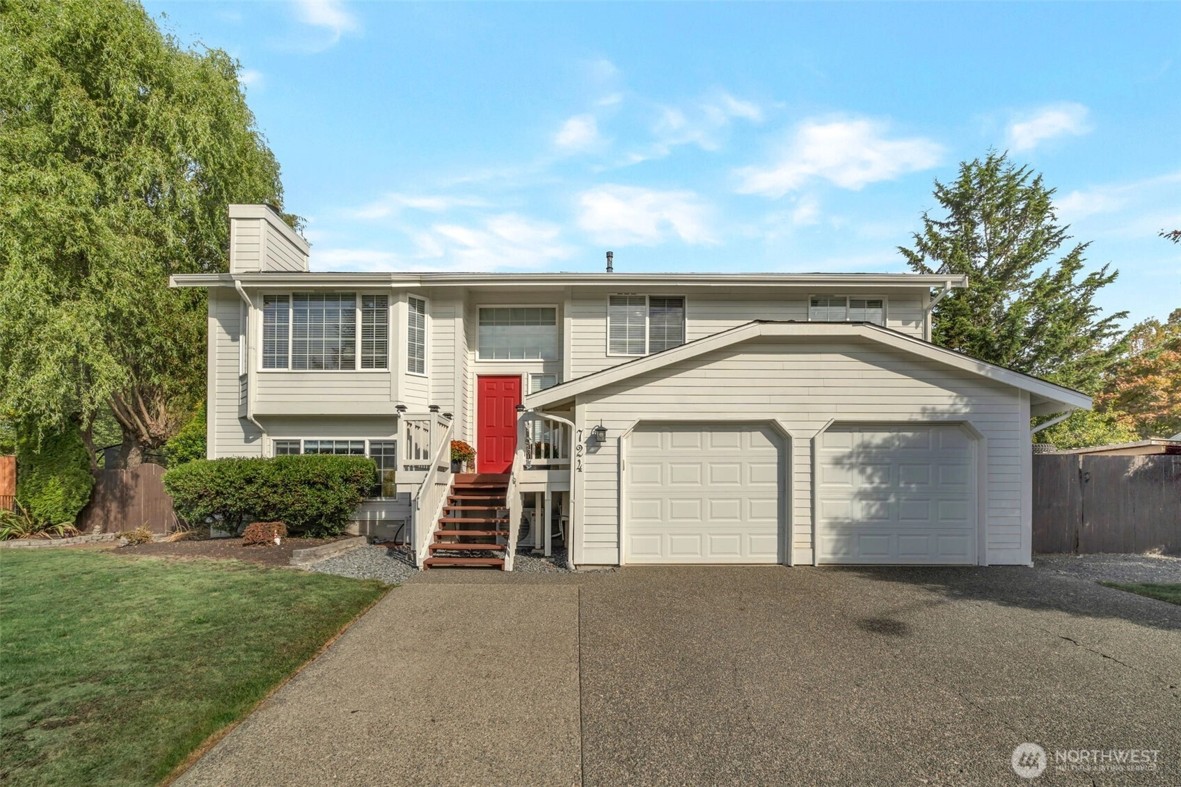 724 Ashley Ct Buckley WA 98321