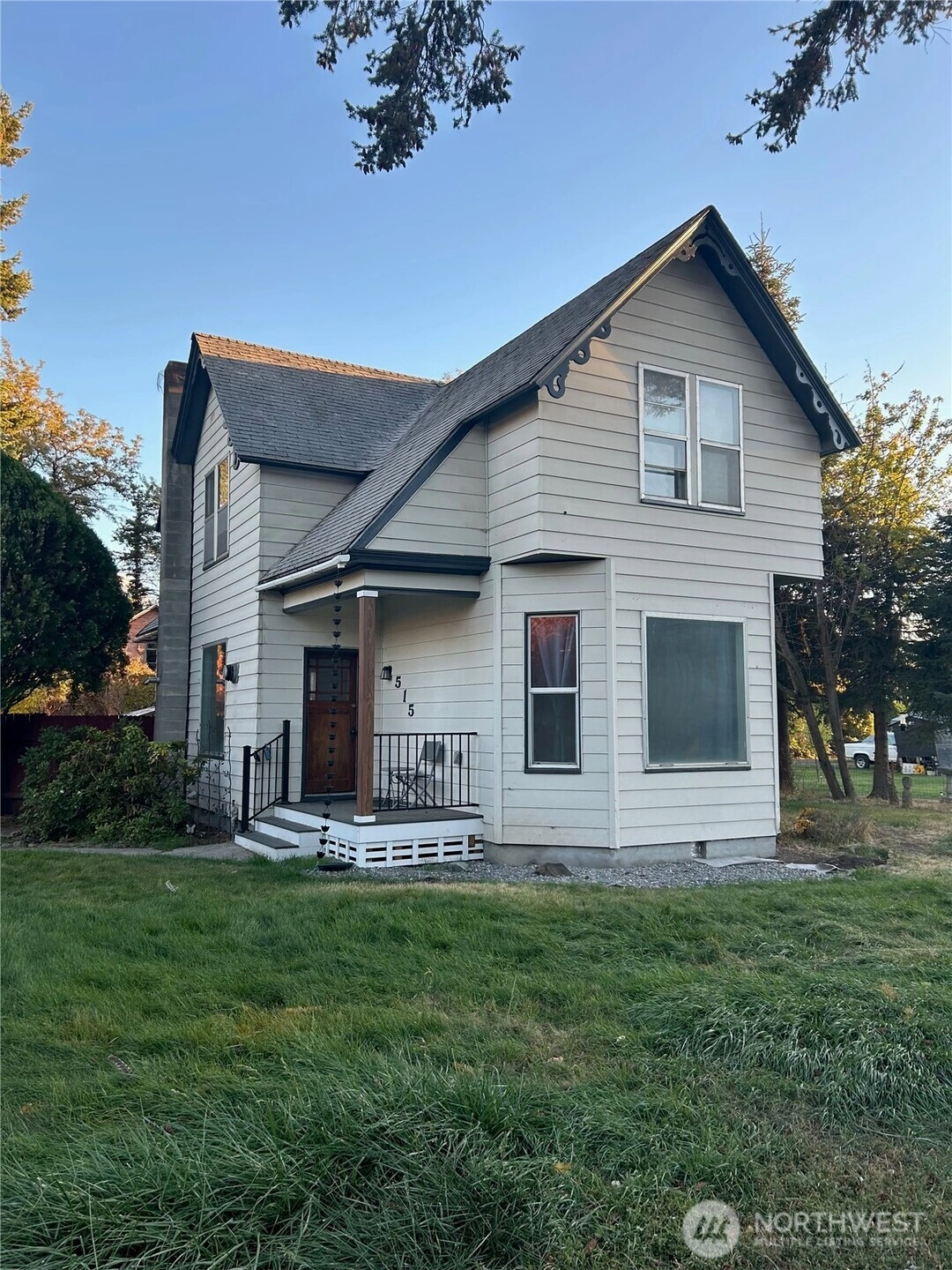 515 N 3rd St Dayton WA 99328