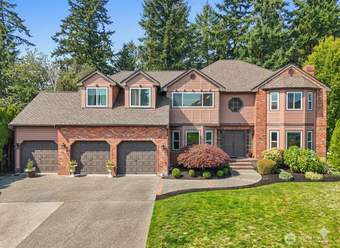 33513 7th Pl SW Unit  Federal Way WA 98023