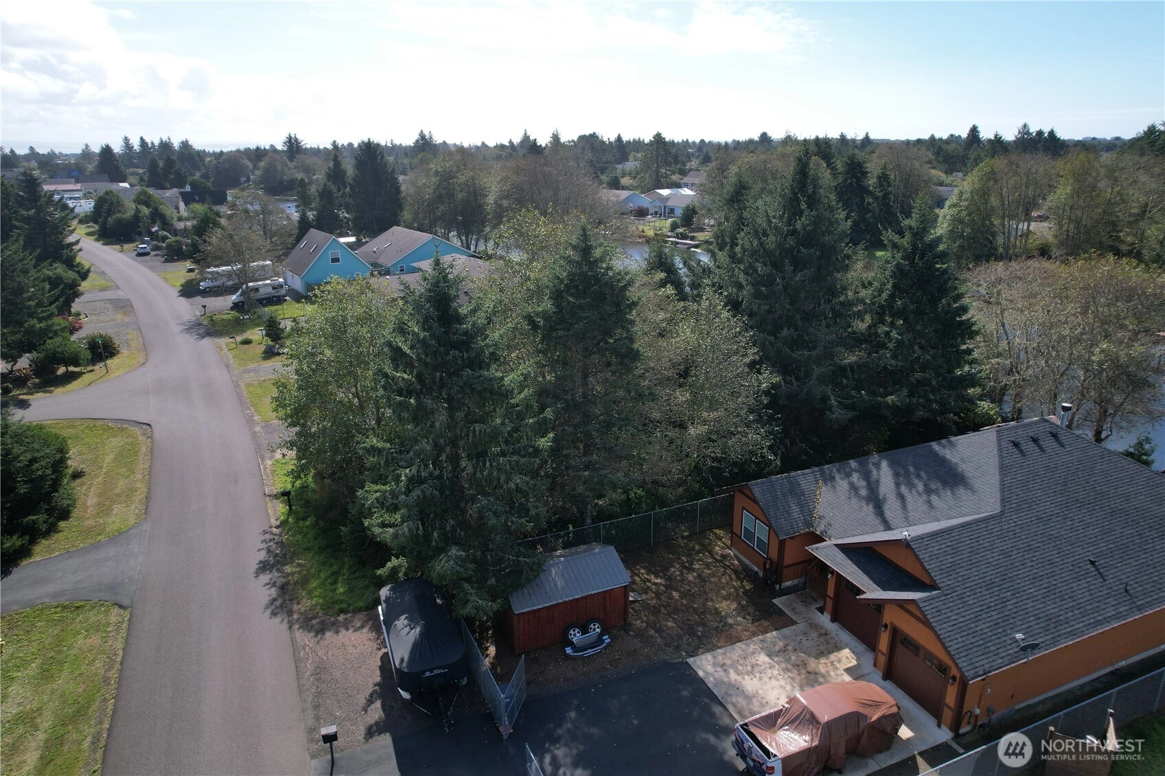 697 Island Cir SE Unit  Ocean Shores WA 98569