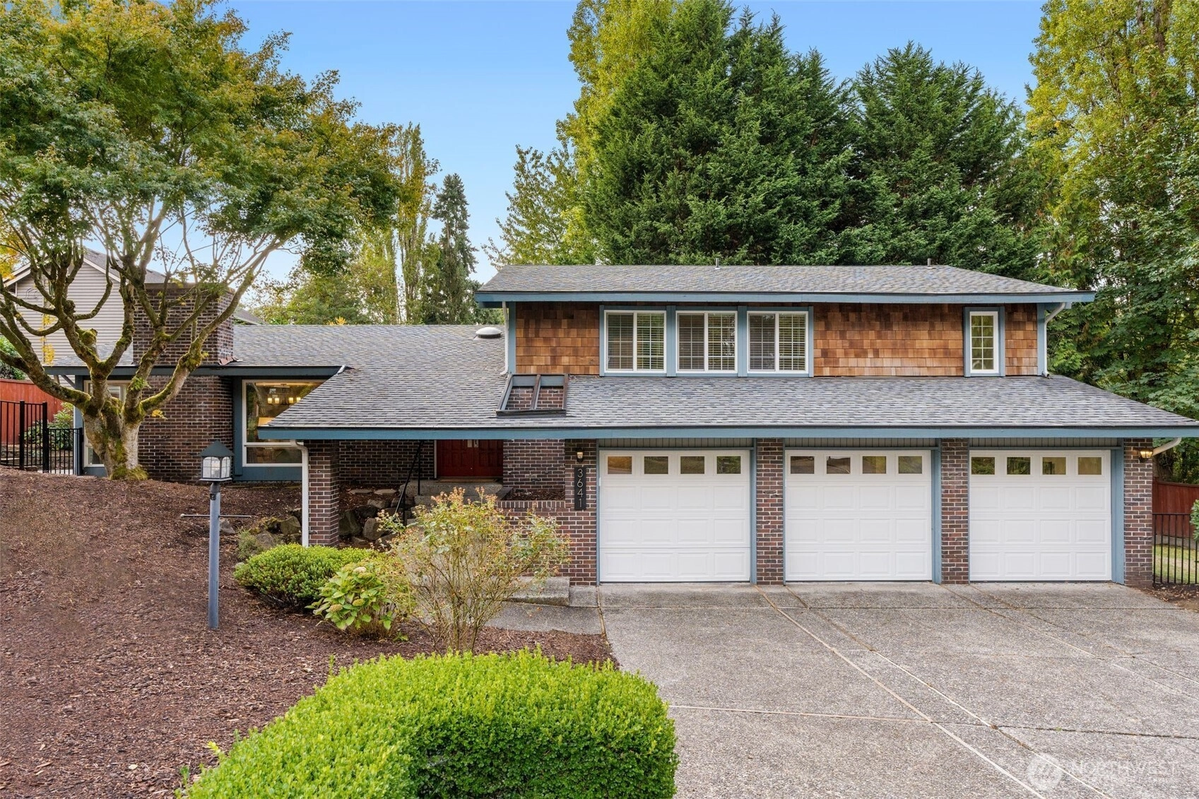 3641 NE 169th St Unit  Lake Forest Park WA 98155