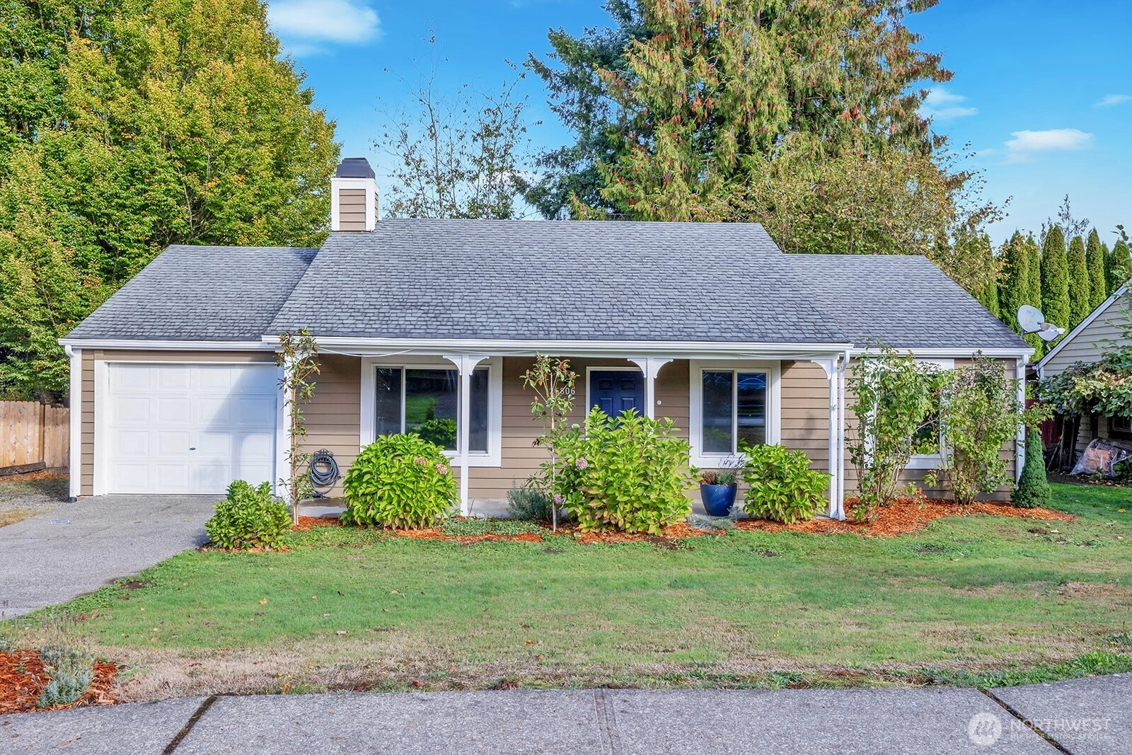 26806 NE Bird St Unit  Duvall WA 98019