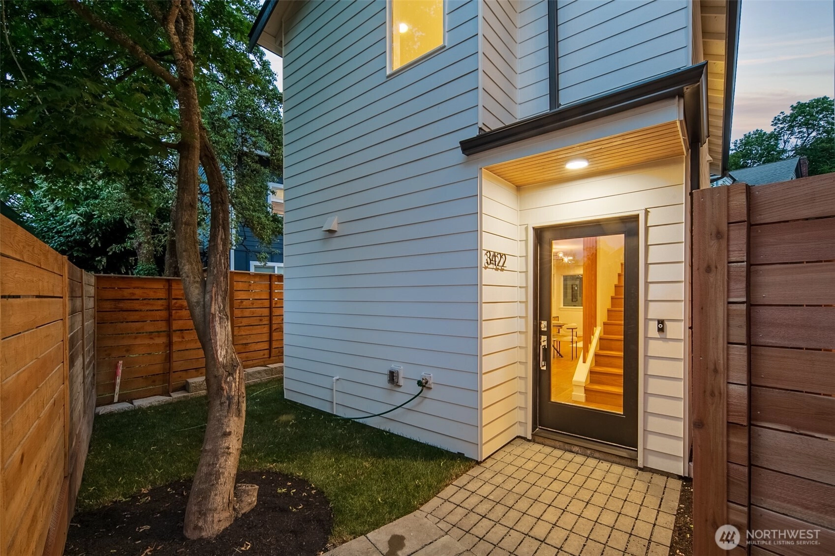 3422 20th Ave S Unit  Seattle WA 98144