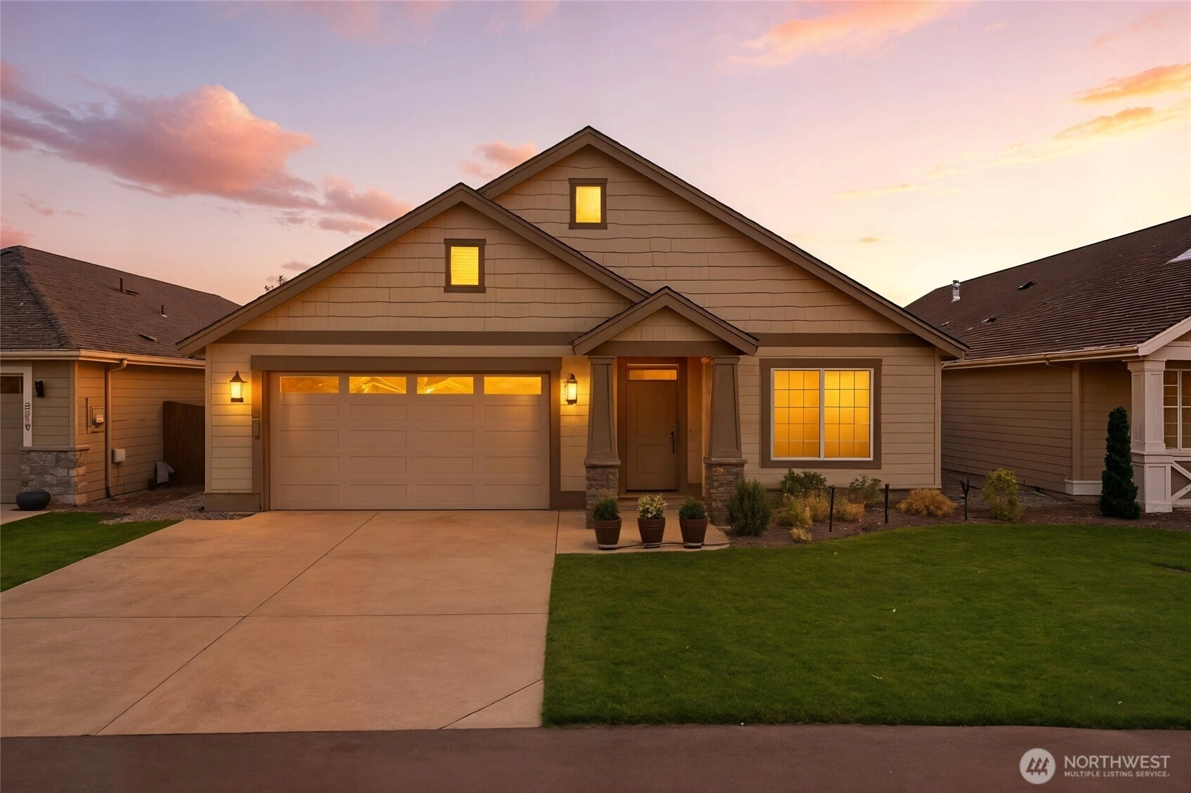 673 SE Whimbrel Loop College Place WA 99324