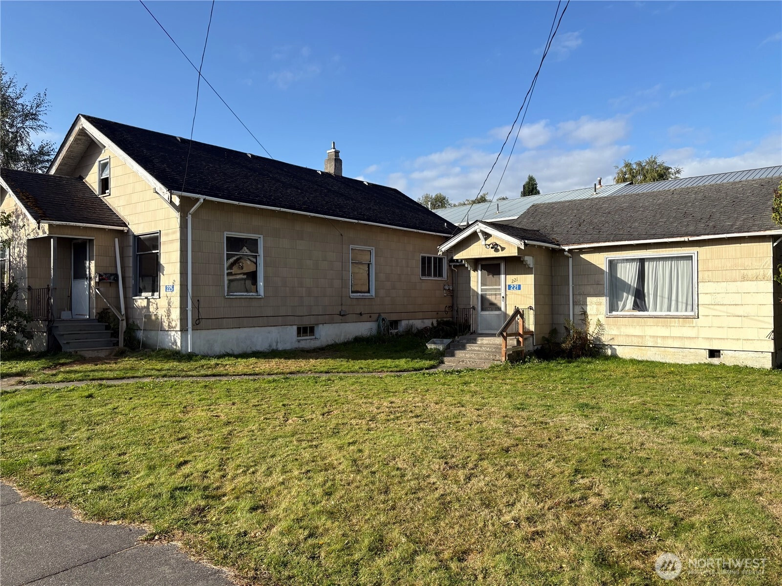 221 South Cherry St Burlington WA 98233