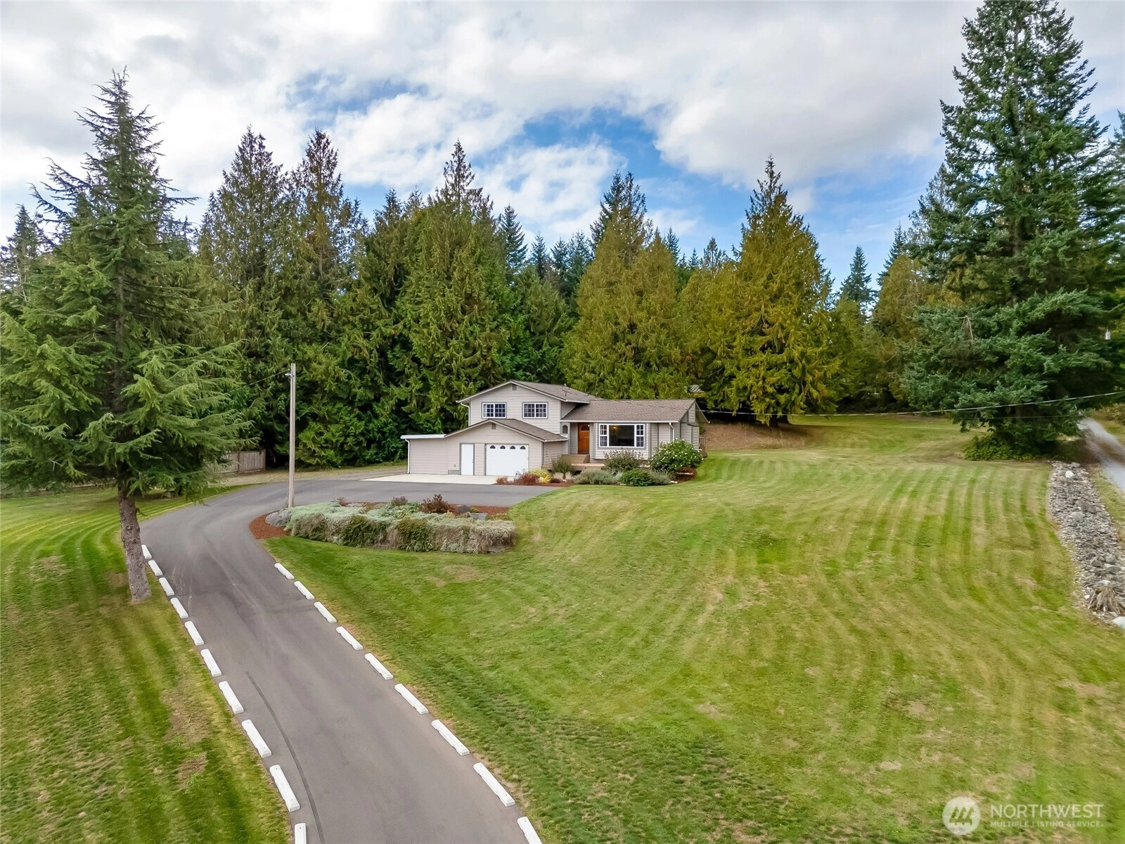 16004 W Lake Goodwin Rd Unit  Stanwood WA 98292
