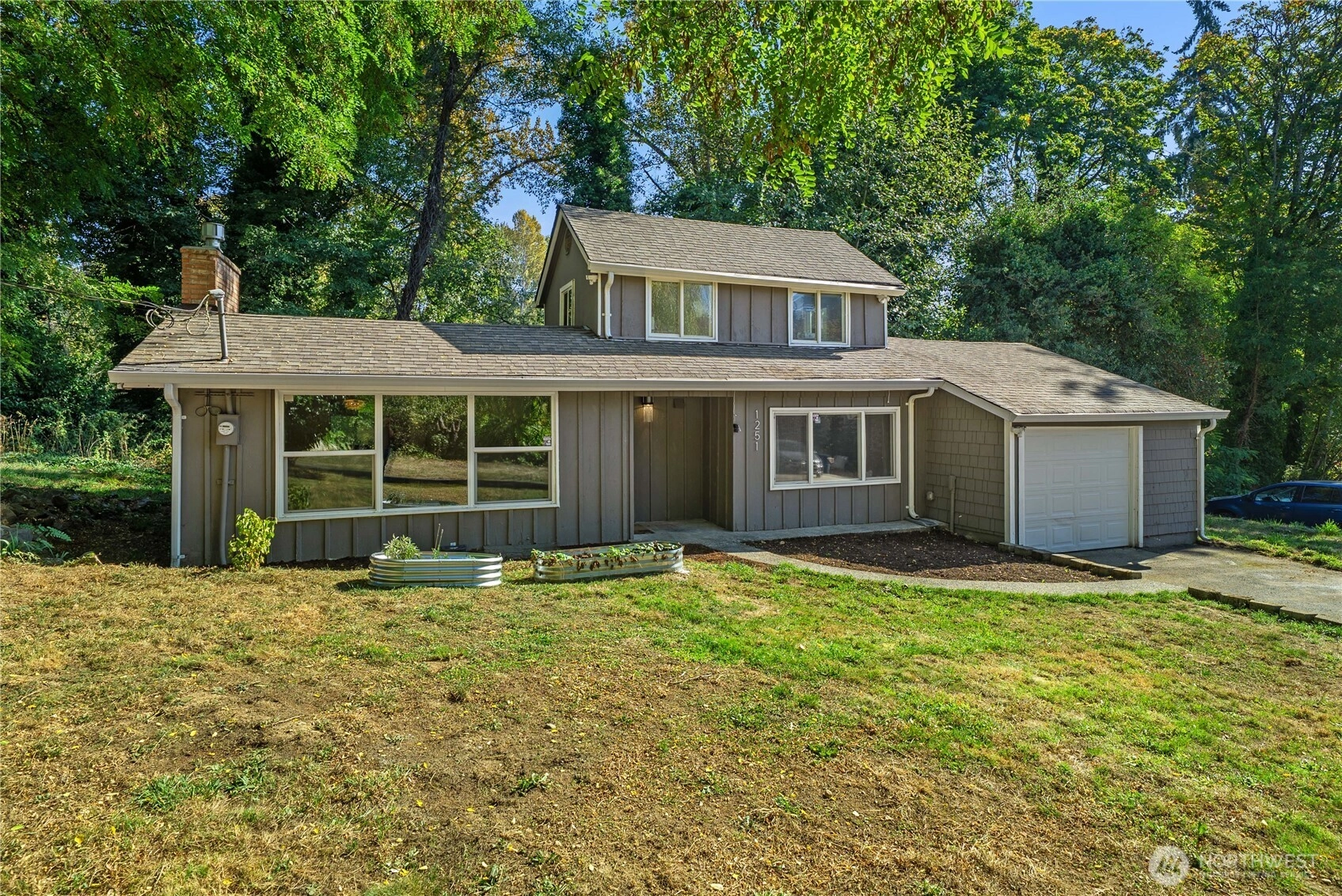 1251 S 230th St Des Moines WA 98198