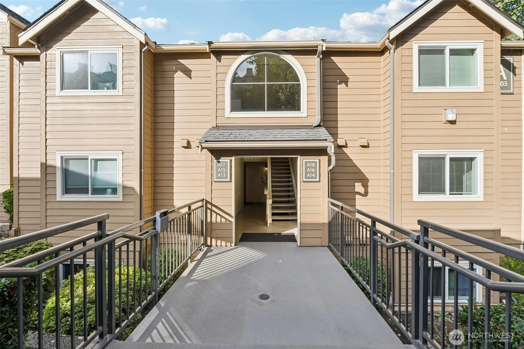 13021 SE 38th St Unit A13 Unit A13 Bellevue WA 98006