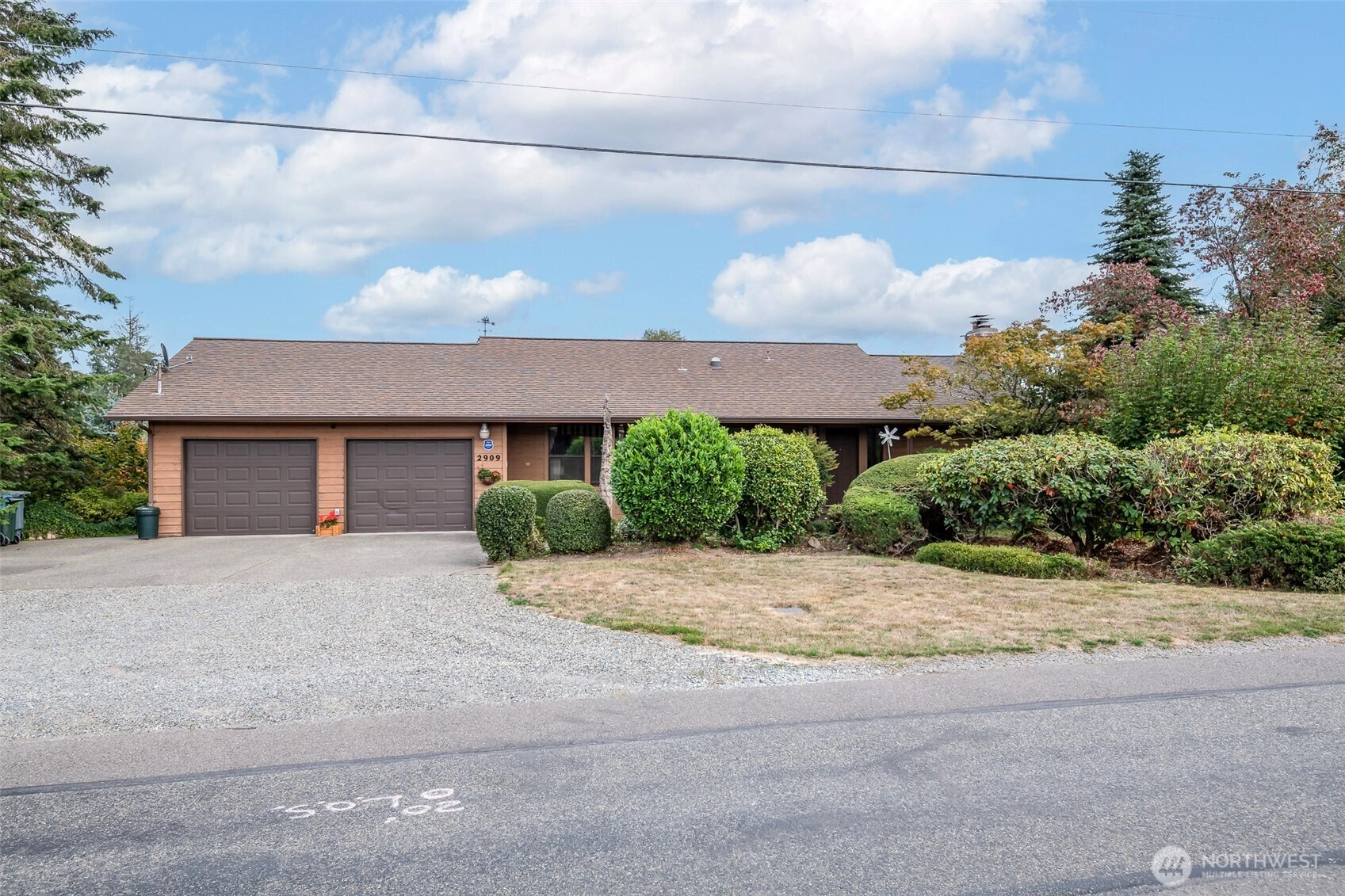 2909 13th St SW Puyallup WA 98373