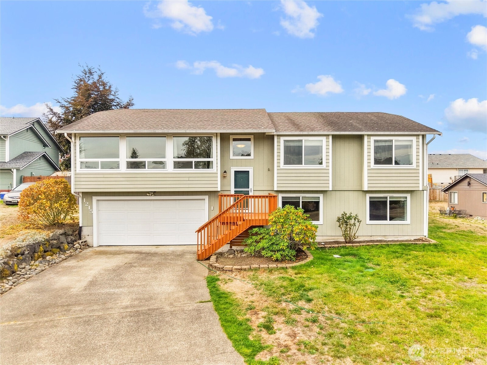 1215 Gadwell Ct SE Olympia WA 98513
