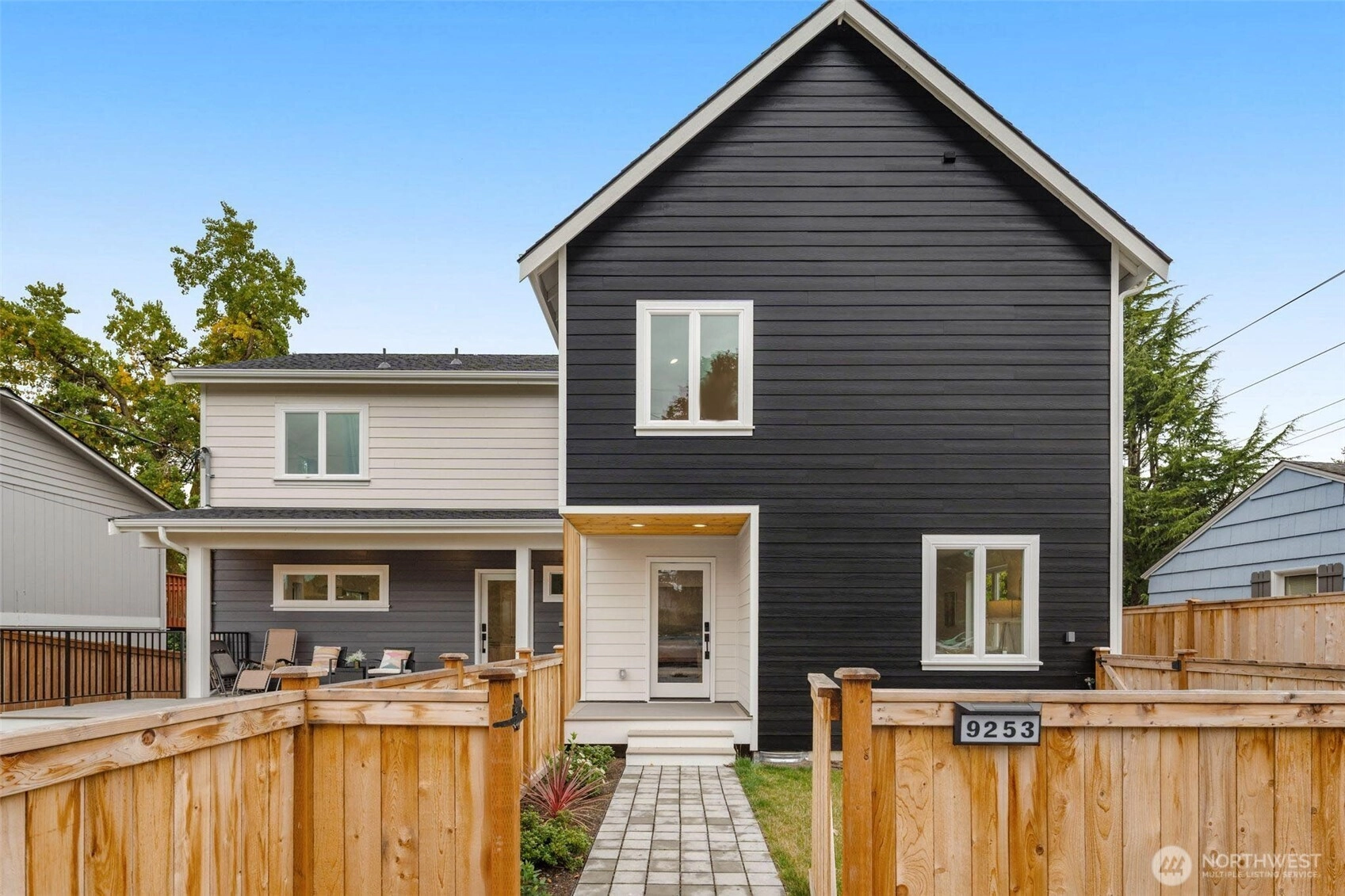 9253 6th Ave NW Seattle WA 98117