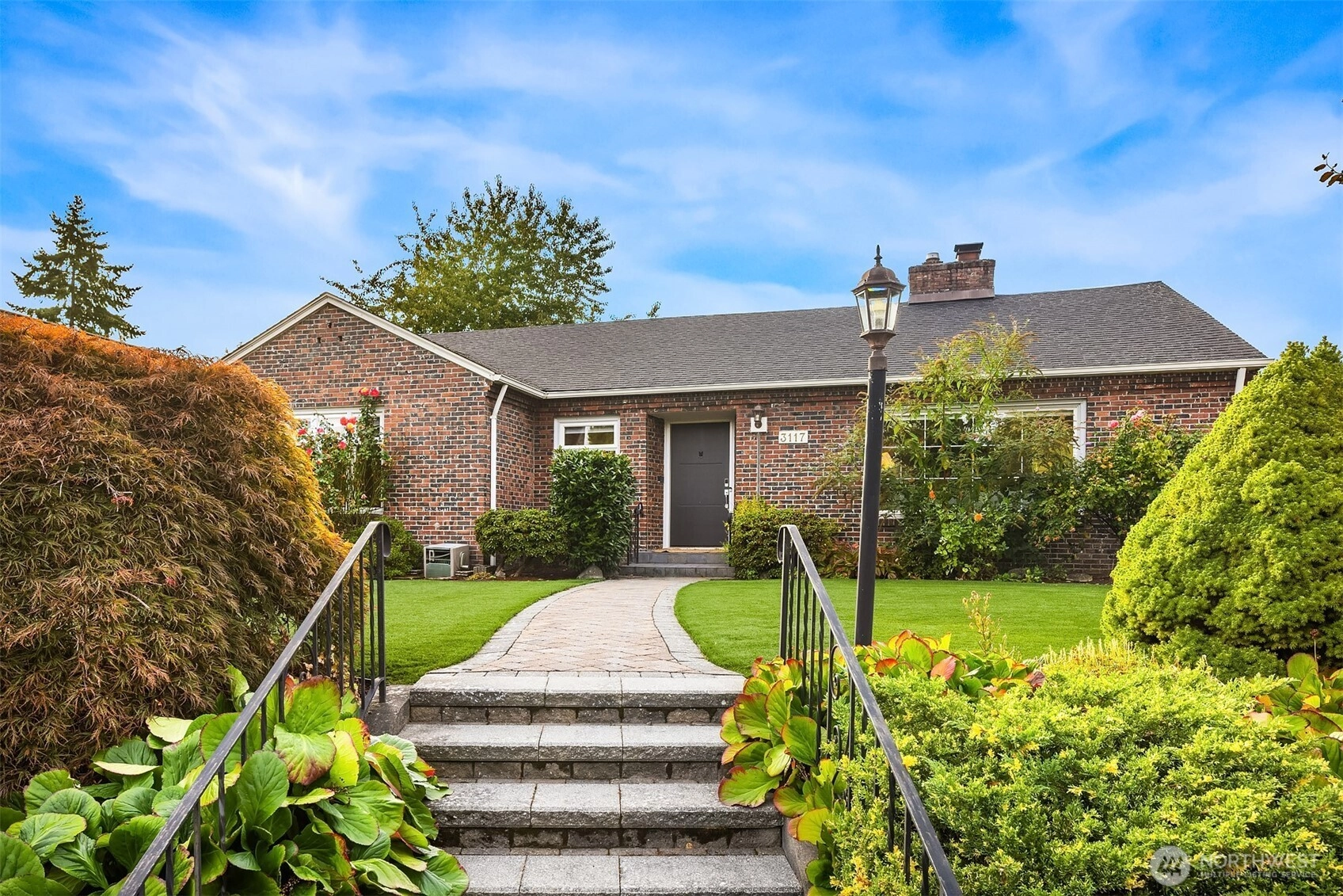 3117 Mount Rainier Dr S Seattle WA 98144