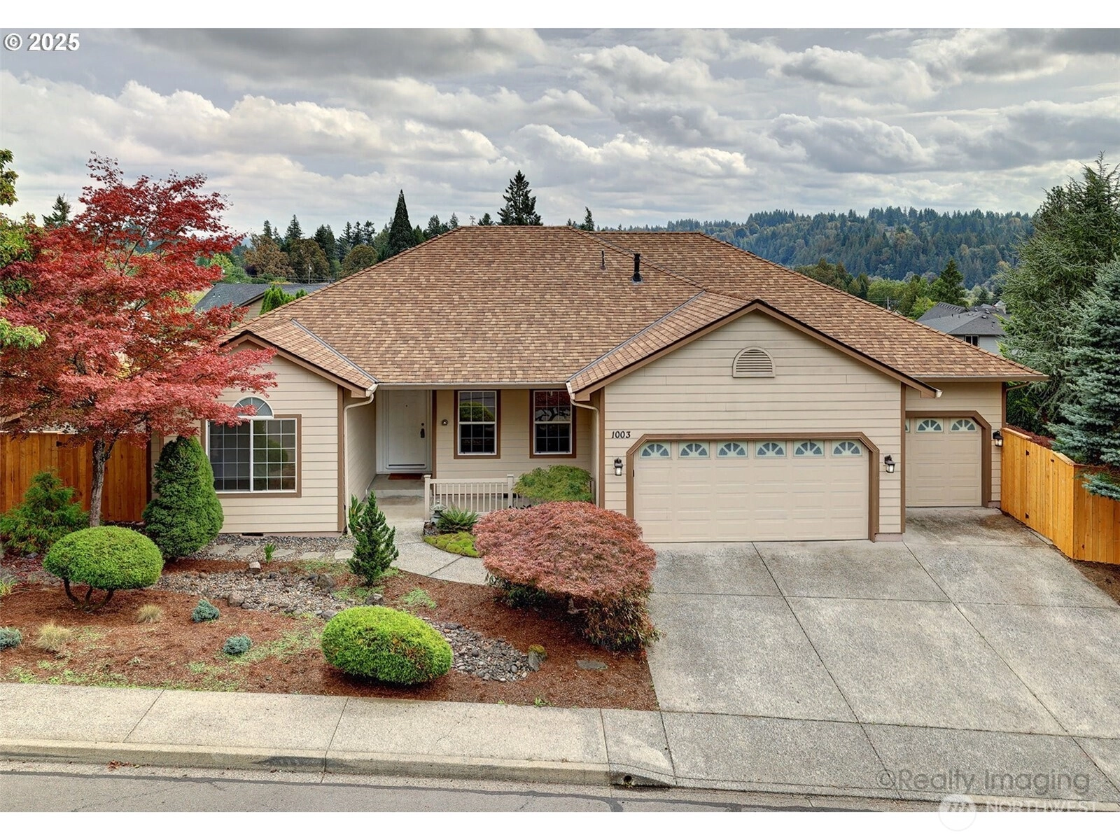1003 E Southview Heights Dr Unit  La Center WA 98629