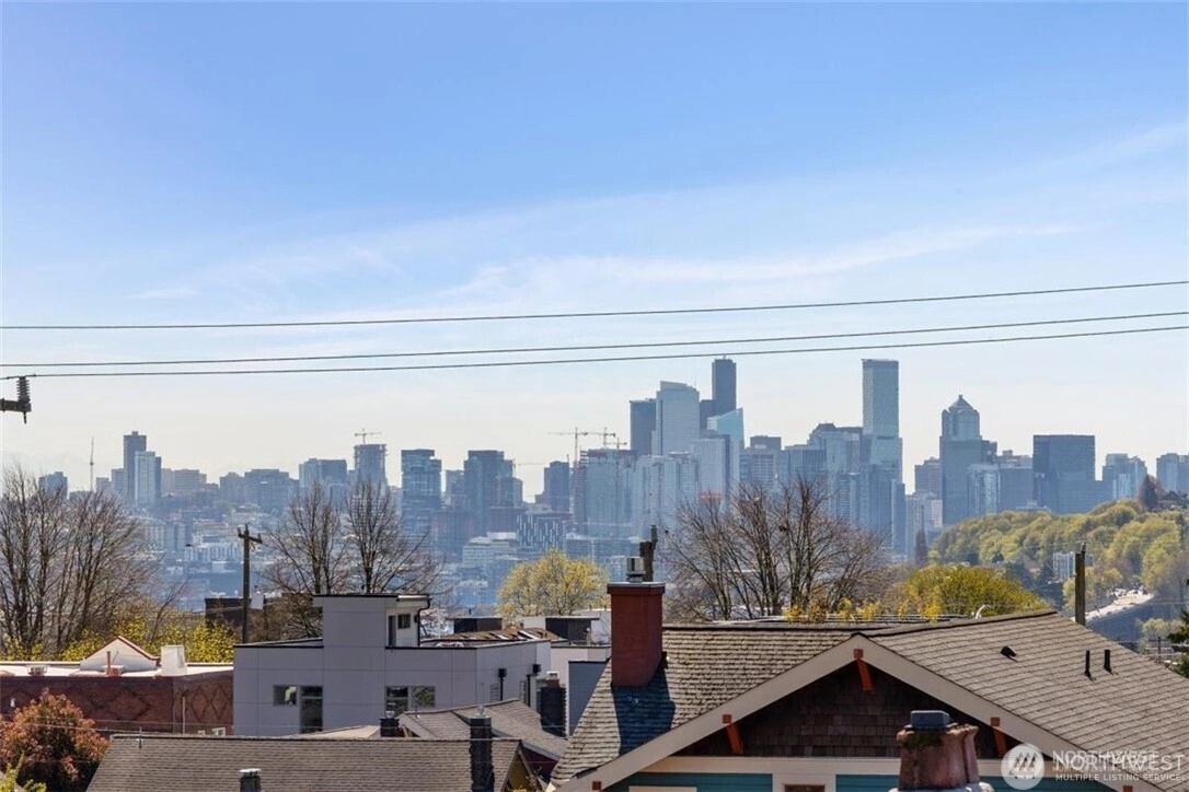 4815 Evanston Ave N Unit B Unit B Seattle WA 98103