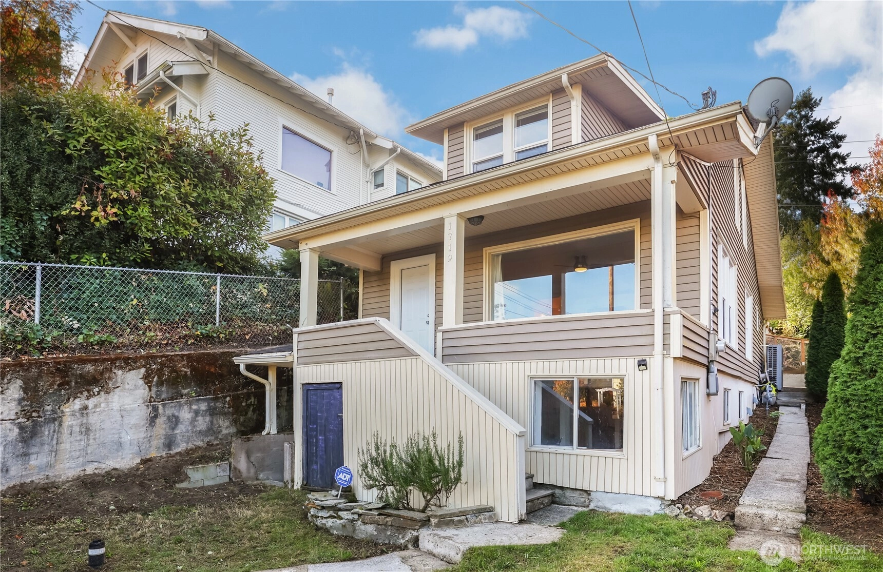 1719 Gregory Way Bremerton WA 98337