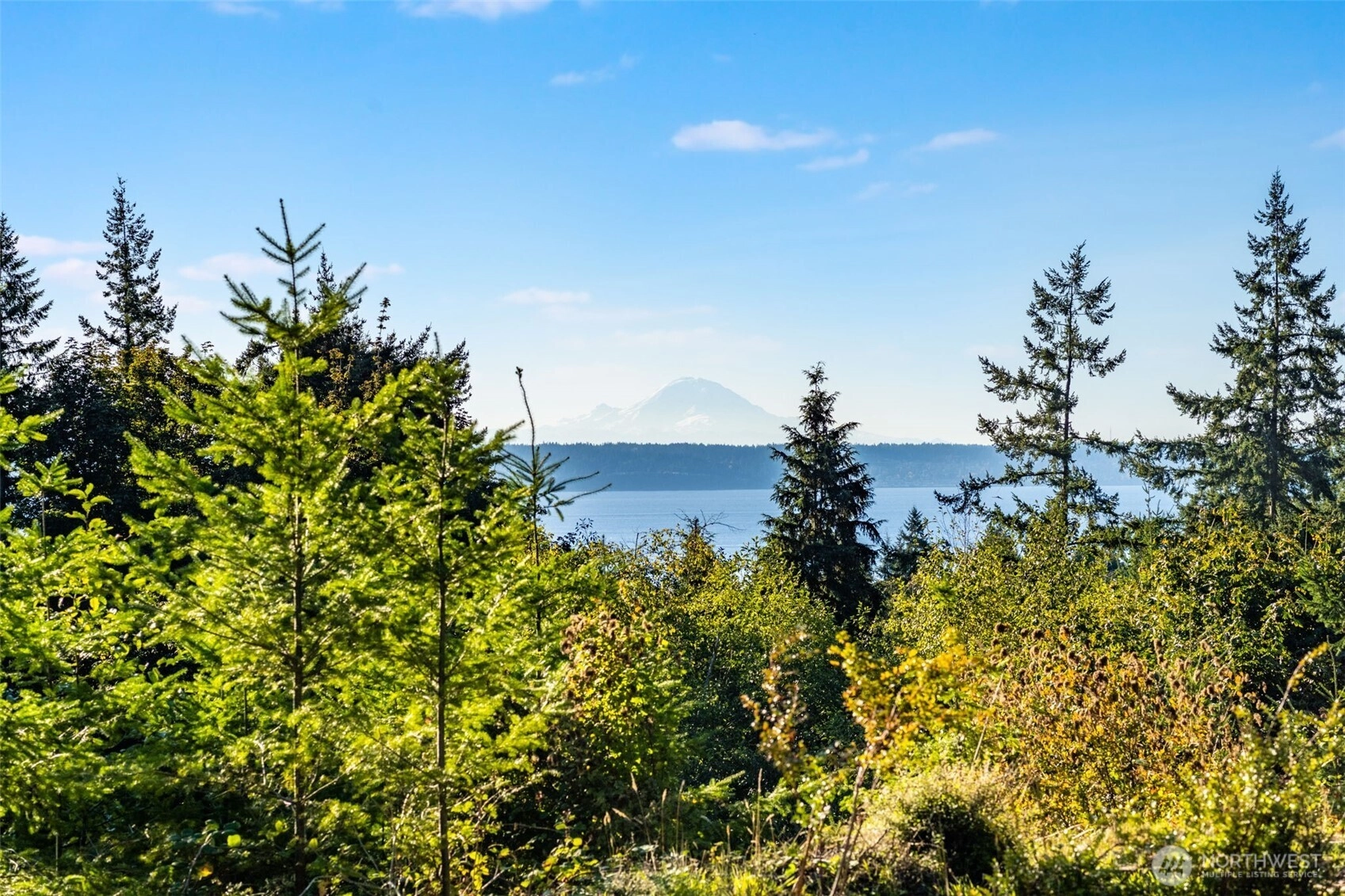 3681 Kingston Ct Clinton WA 98236