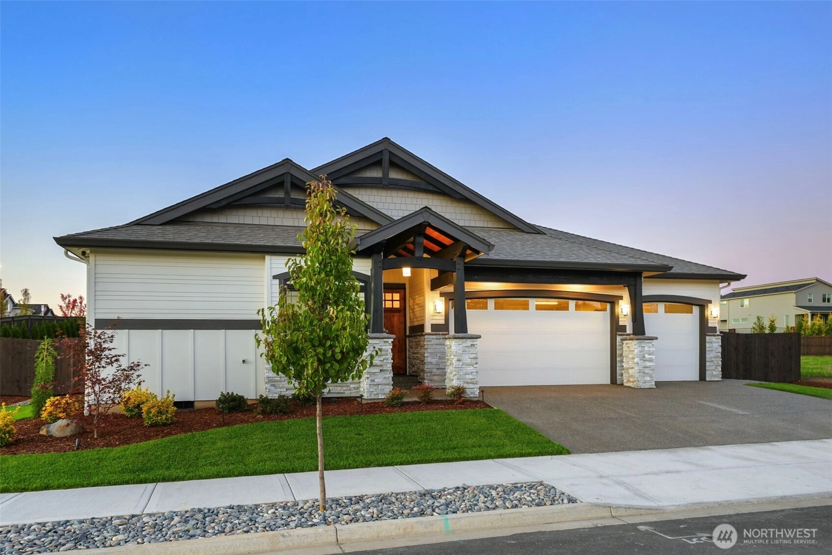 818 NW 173rd Cir Ridgefield WA 98642