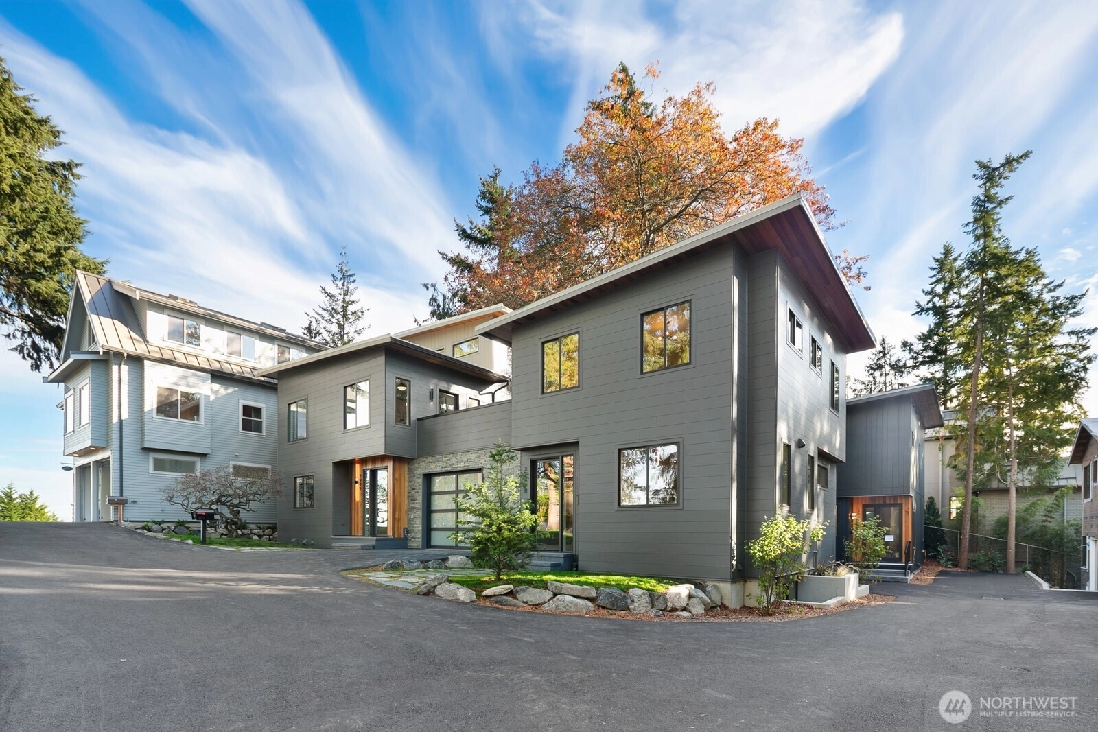 3949 B W Barrett Ln Seattle WA 98199