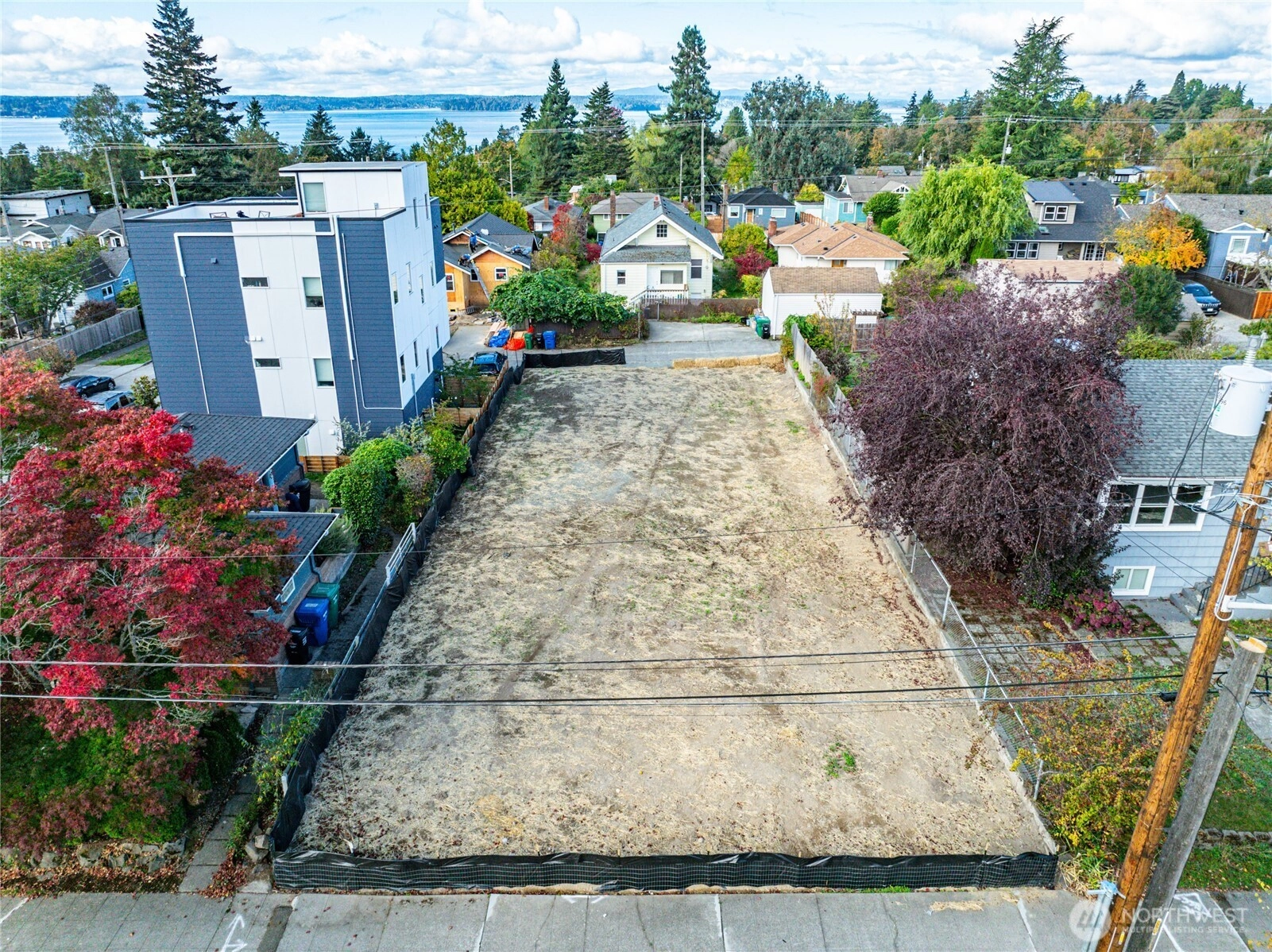 6539 44th Ave SW Unit  Seattle WA 98136
