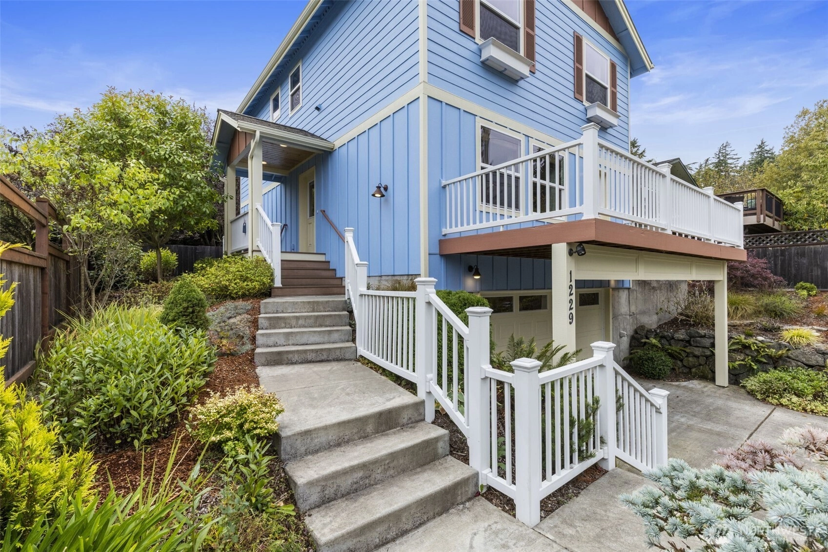 1229 14th St Unit  Port Townsend WA 98368