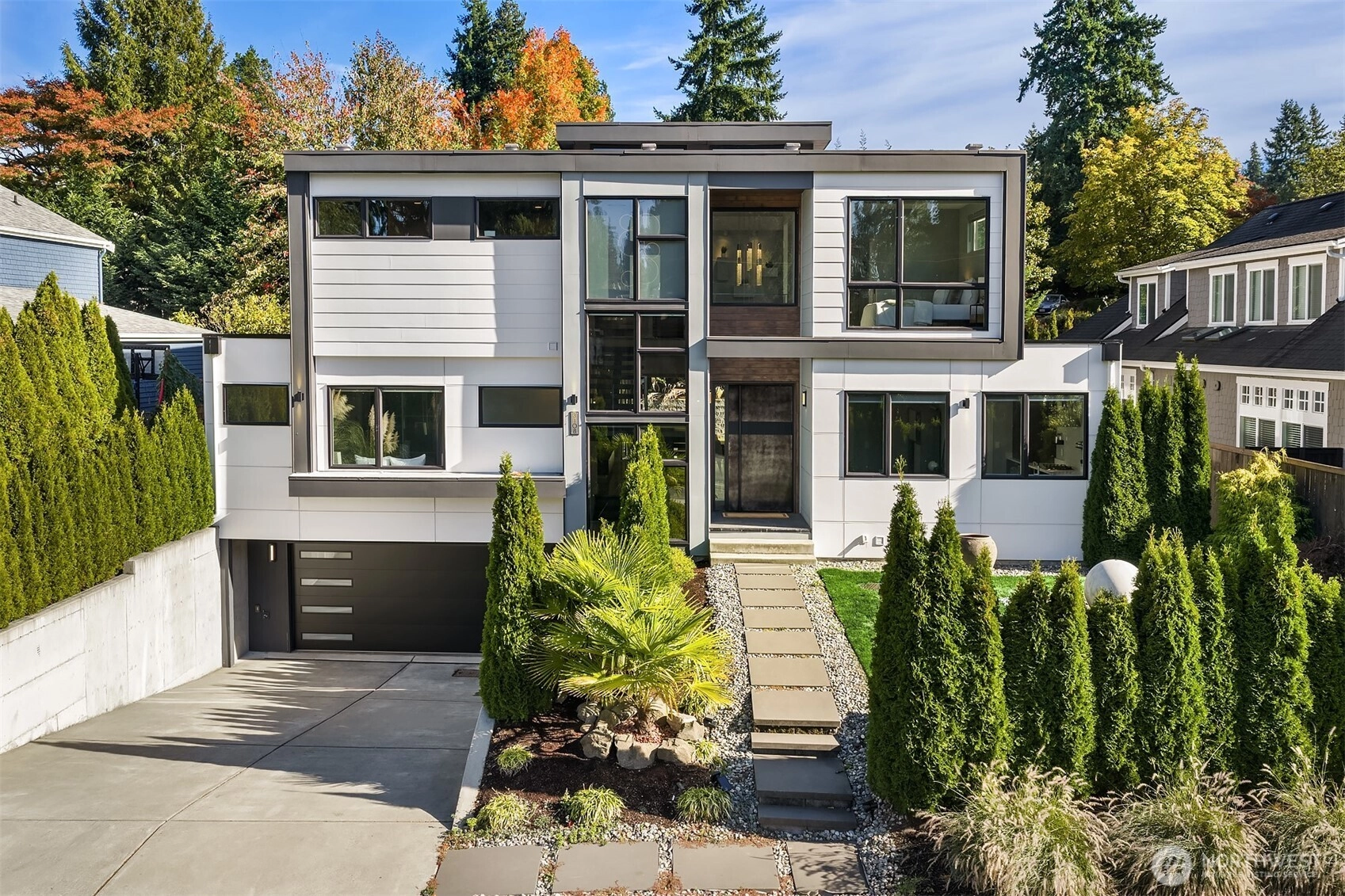 3108 92nd Ave NE Clyde Hill WA 98004