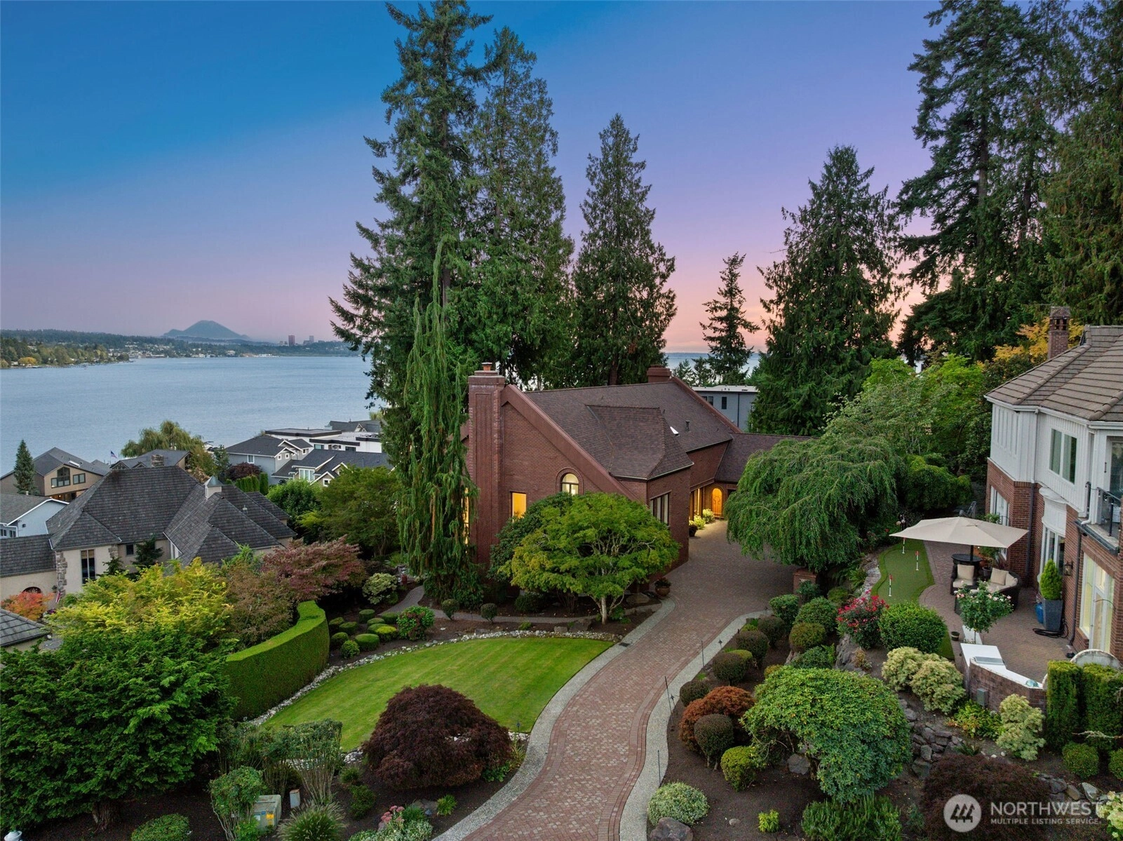 10939 84th Pl NE Kirkland WA 98034