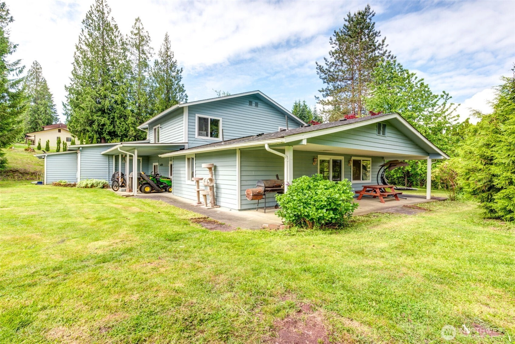 4718 252nd St NE Arlington WA 98223