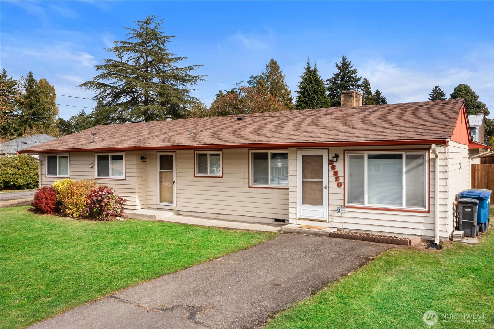 26820 16th Ave S Des Moines WA 98198