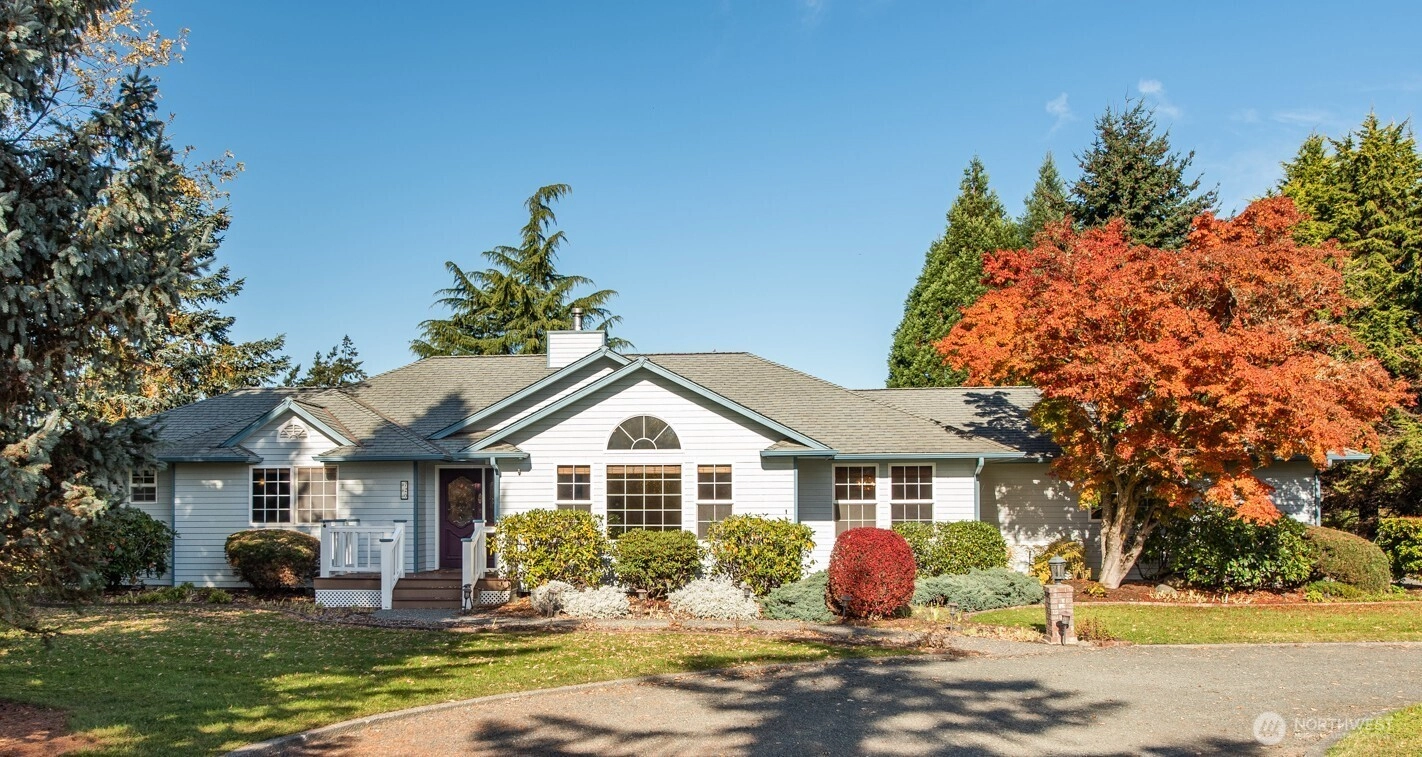 720 Grandview Dr Unit  Sequim WA 98382