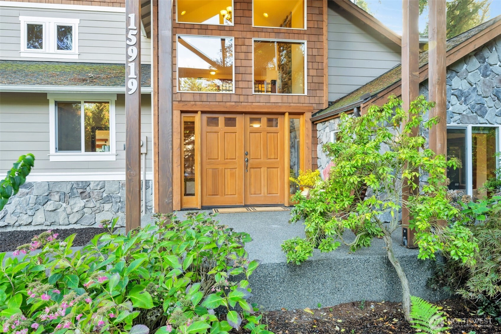 15919 NE 191st St Woodinville WA 98072