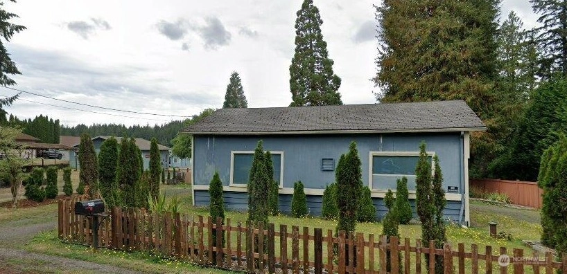 1941 E Mason Lake Dr Grapeview WA 98546