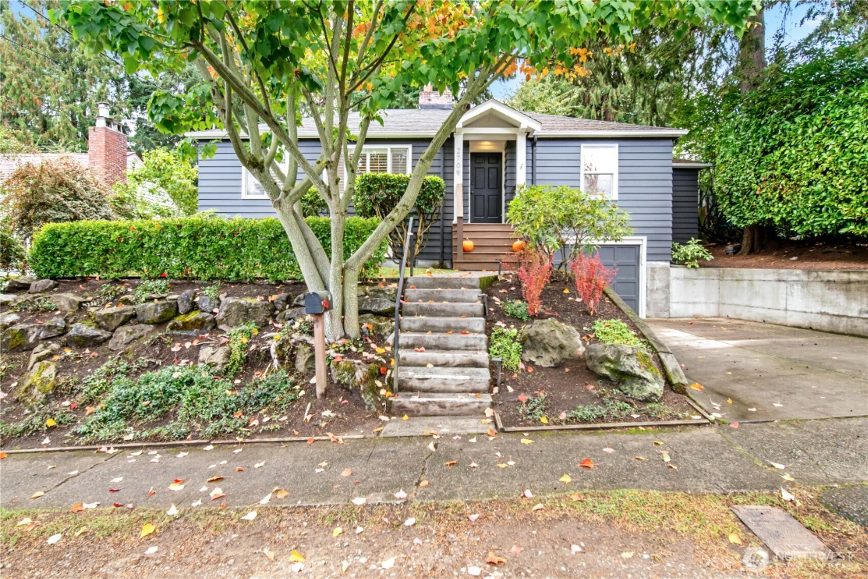 2709 NE 90th St Seattle WA 98115