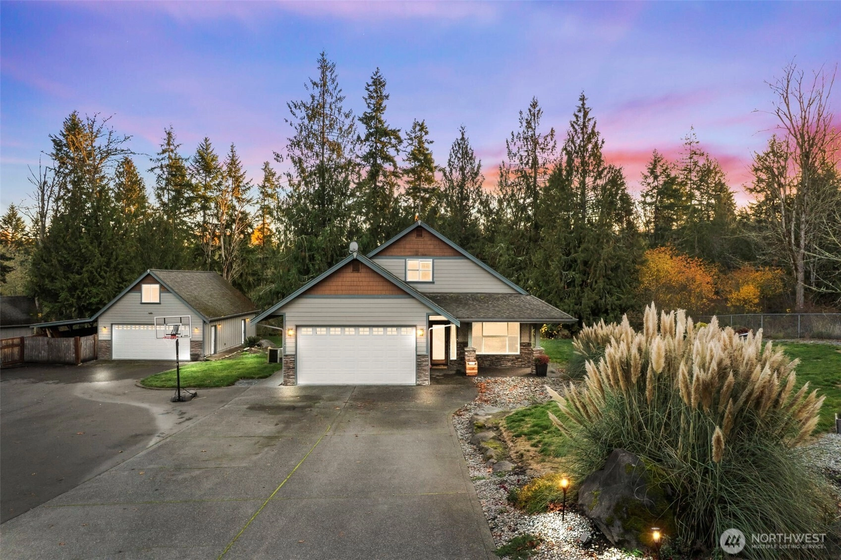 8002 372nd St E Eatonville WA 98328