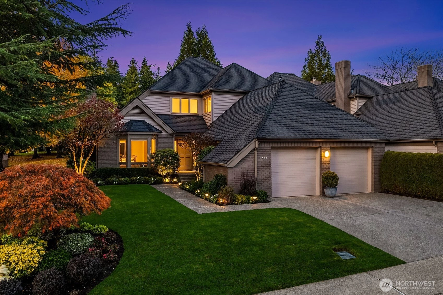 1728 Bellevue Way NE Bellevue WA 98004