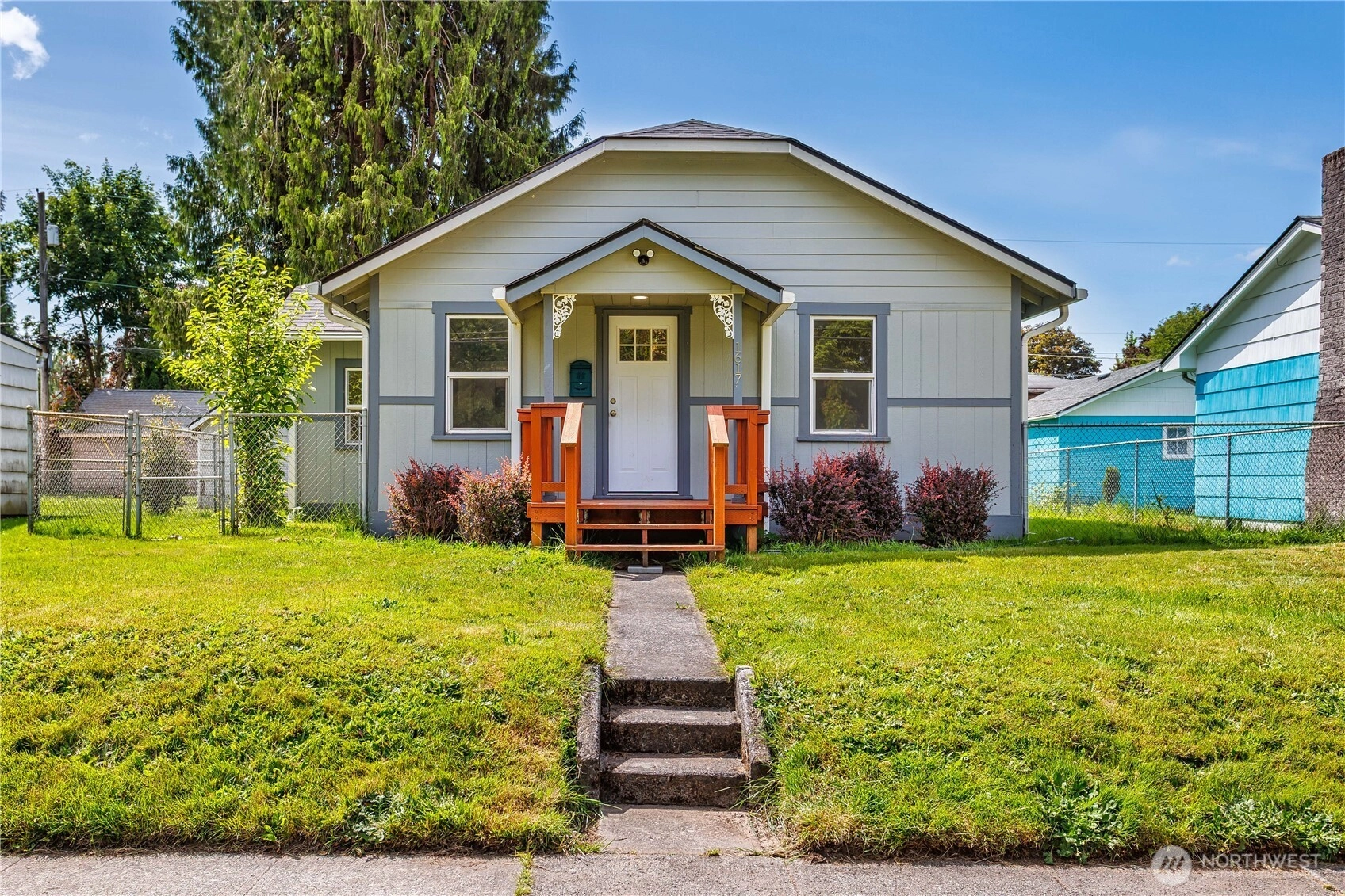 1617 7th Ave Longview WA 98632