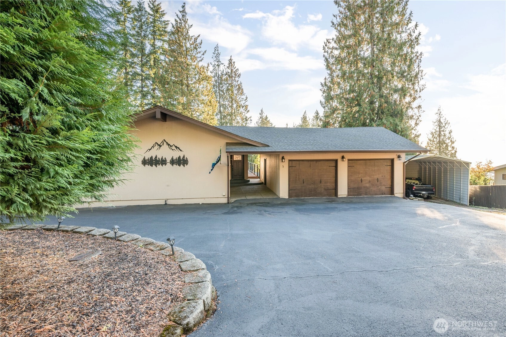 5 Crestmont Ave Longview WA 98632