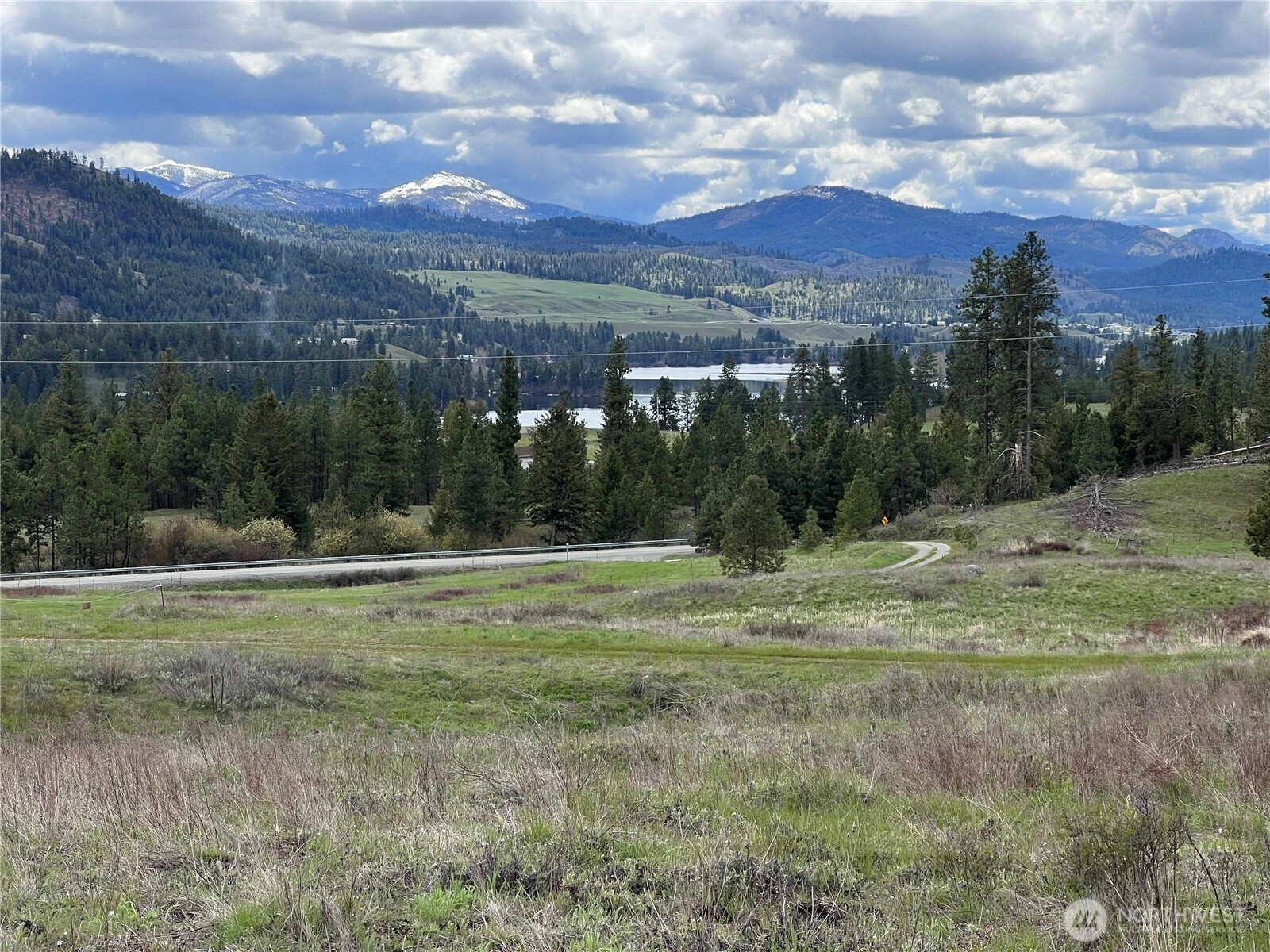 24 Spoke Ln Unit  Republic WA 99166