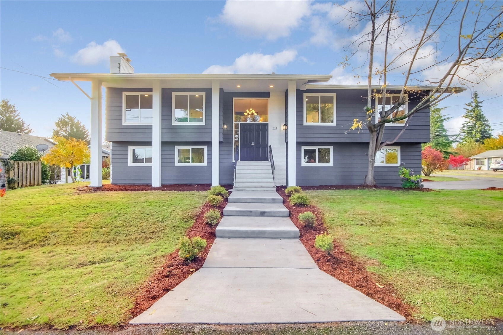 1229 SW 158th St Unit  Burien WA 98166