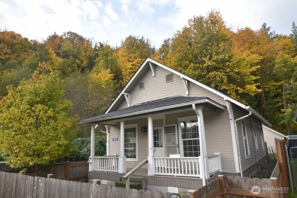 7490 Mill Ave Concrete WA 98237