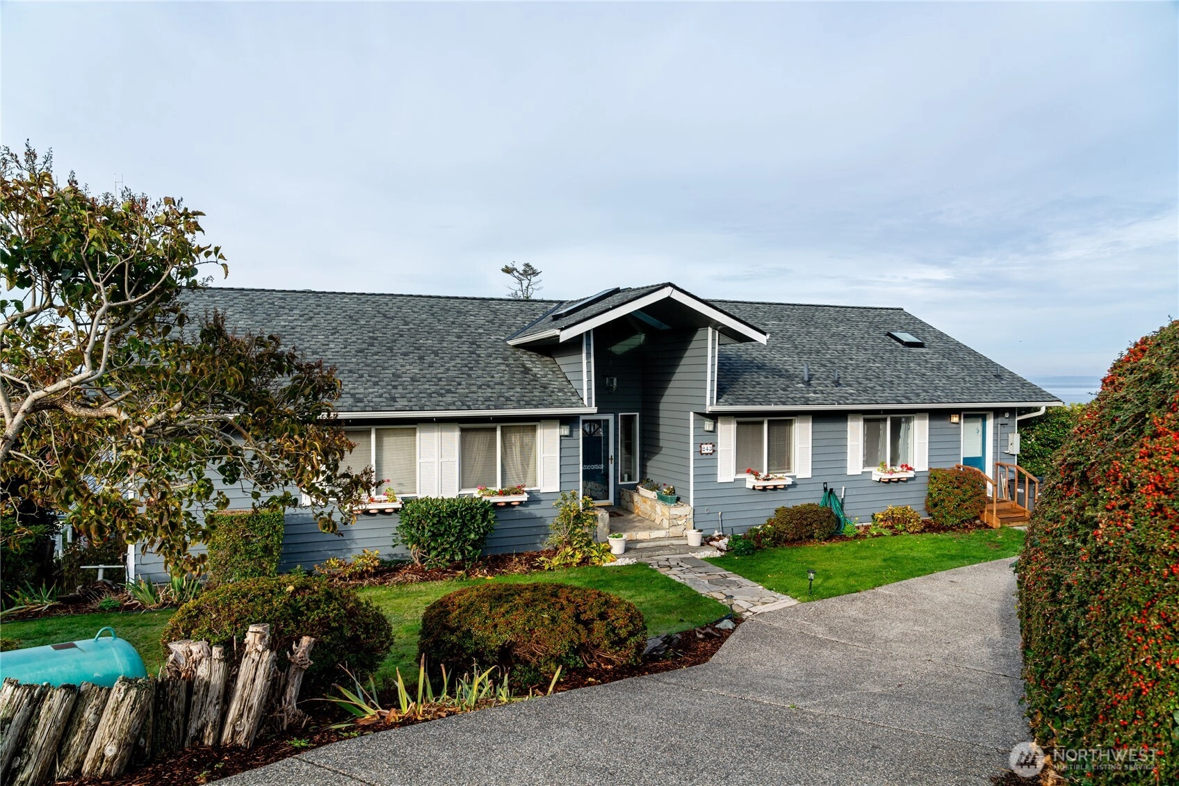 243 Henning Dr Camano Island WA 98282
