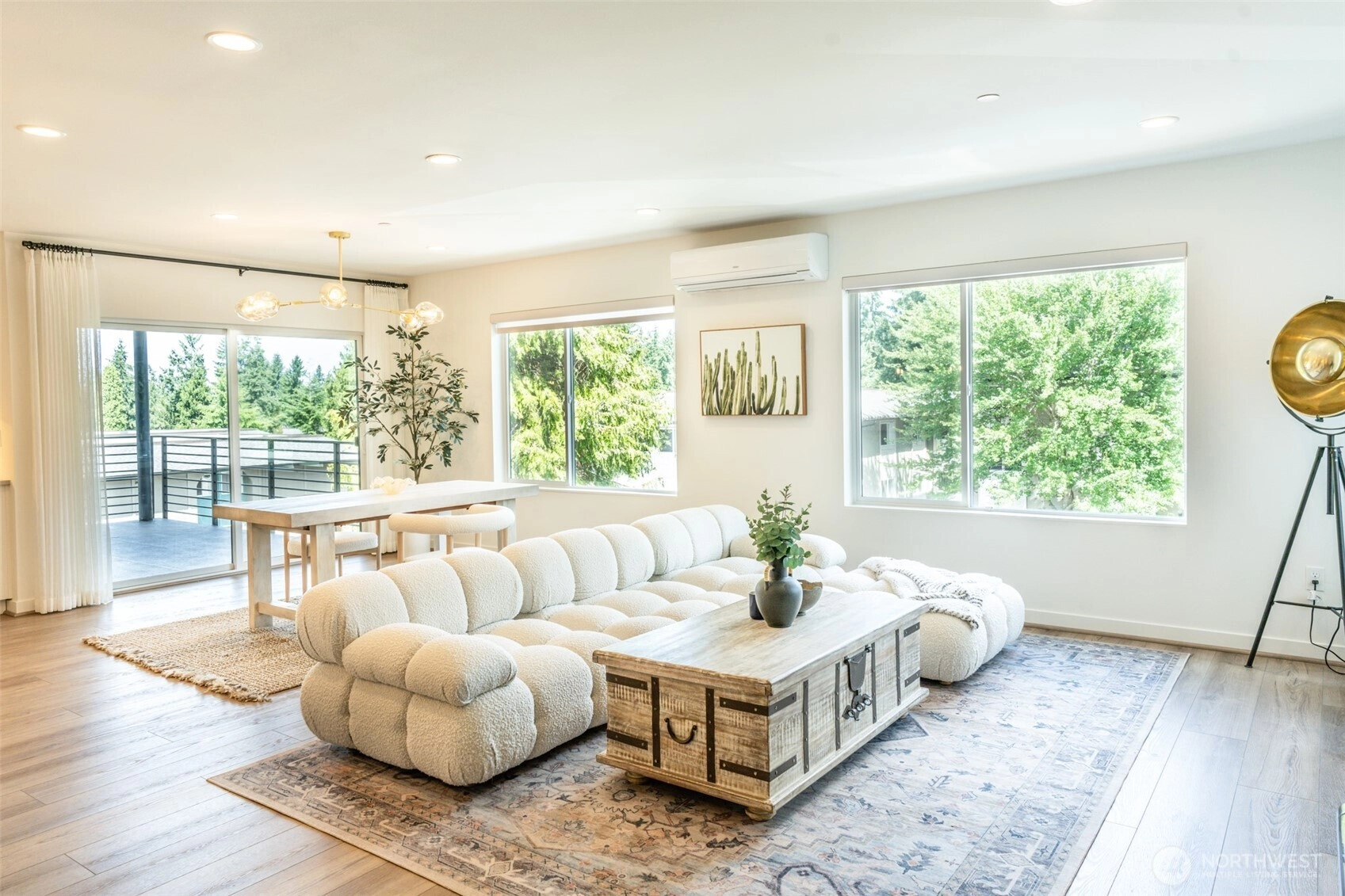 15558 NE 15th Pl Unit 301 Unit 301 Bellevue WA 98007