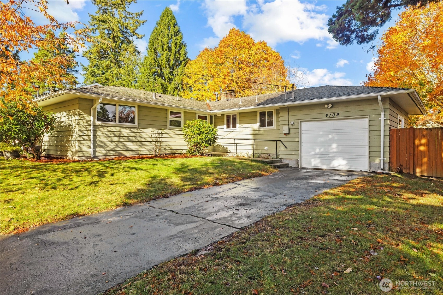 4109 219th St SW Unit  Mountlake Terrace WA 98043