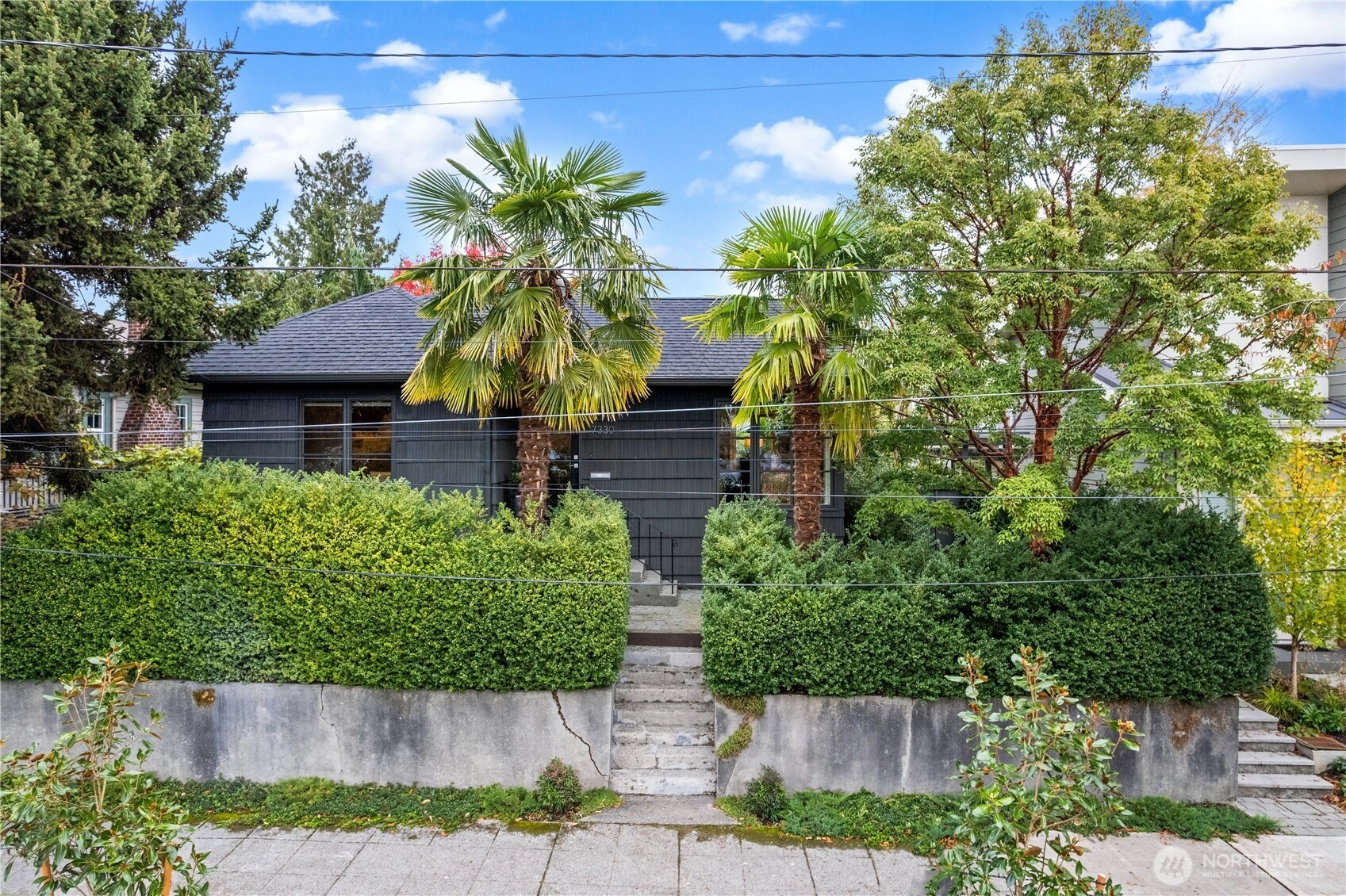 7330 11th Ave NE Unit  Seattle WA 98115