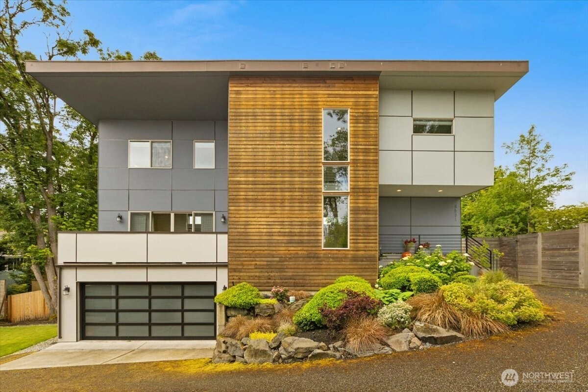 4531 S Kenny St Seattle WA 98118