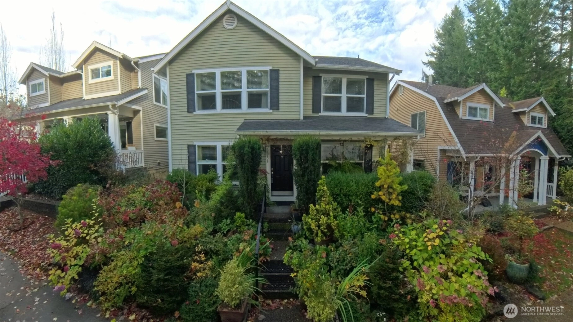36703 SE Gravenstein Ct Snoqualmie WA 98065