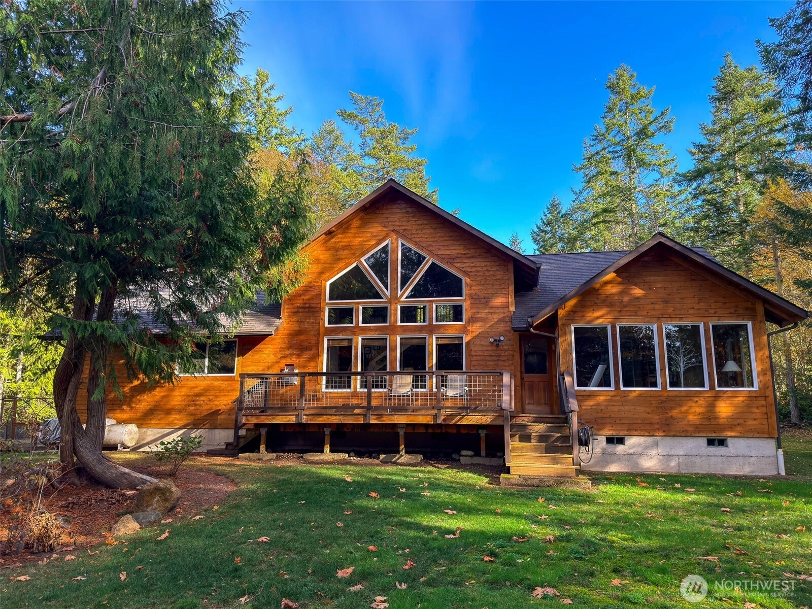 140 Gybe Ho Rd Nordland WA 98358